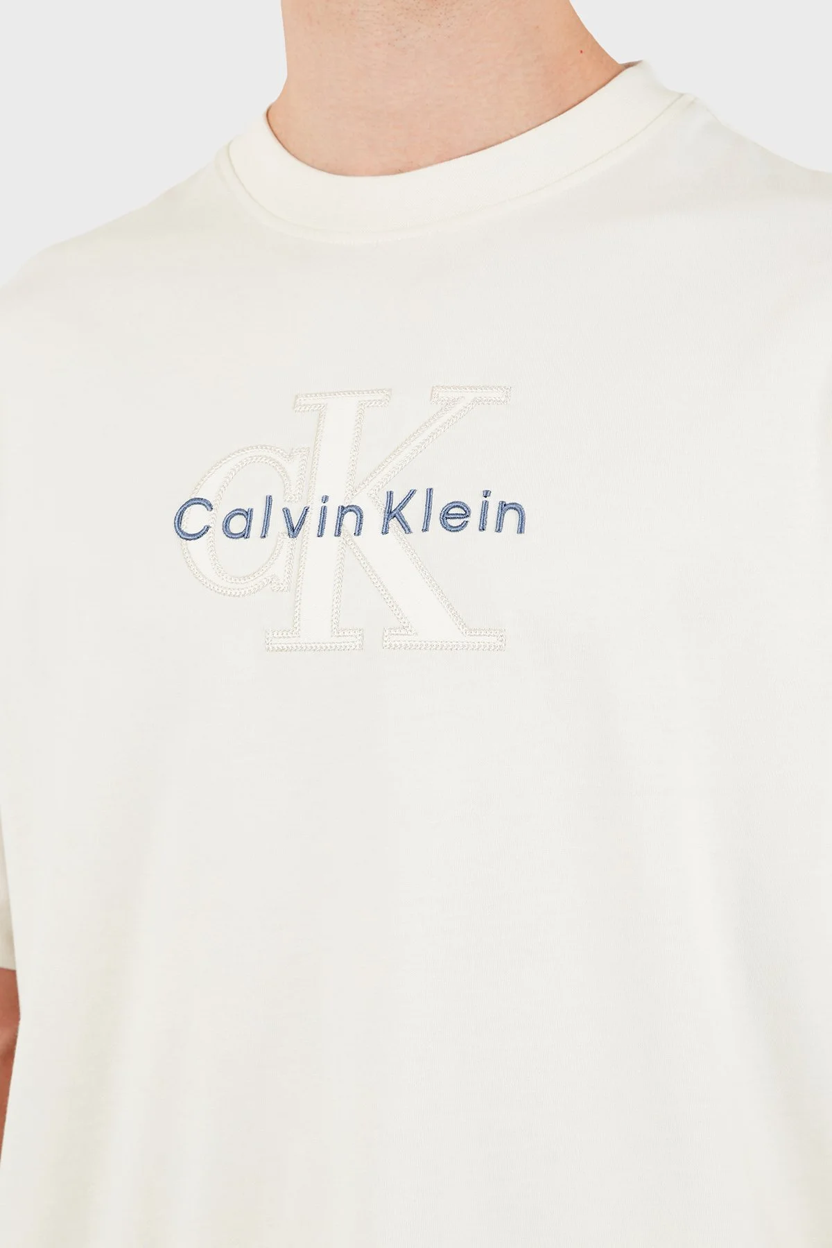 Calvin Klein Relaxed Fit Bisiklet Yaka Logolu Pamuklu T-Shirt LV04RH800GYAS Erkek T Shirt LV04RH800G YAS Krem - 6
