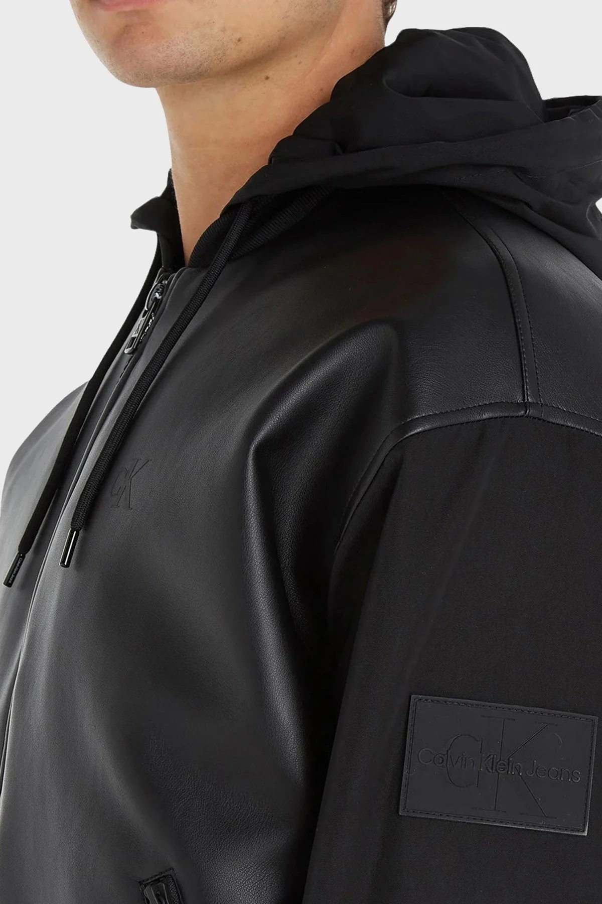 Calvin Klein Relaxed Fit Çıkarılabilir Kapüşonlu Bomber J30J323399BEH Erkek Deri Ceket J30J323399 BEH SİYAH - 3