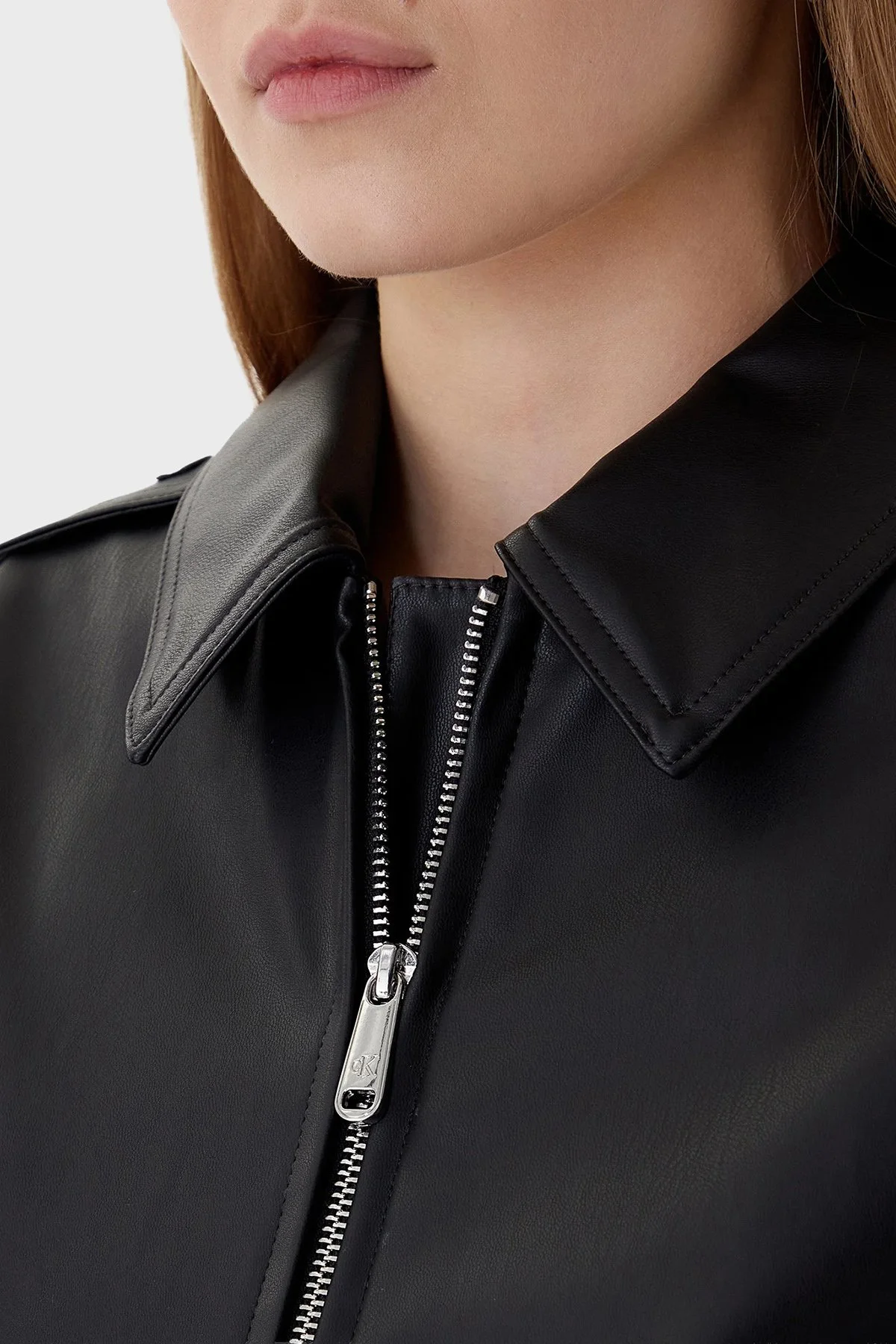 Calvin Klein Relaxed Fit Klasik Yaka Fermuarlı Logolu LV047E501GUB1 Bayan Ceket LV047E501G UB1 SİYAH - 4