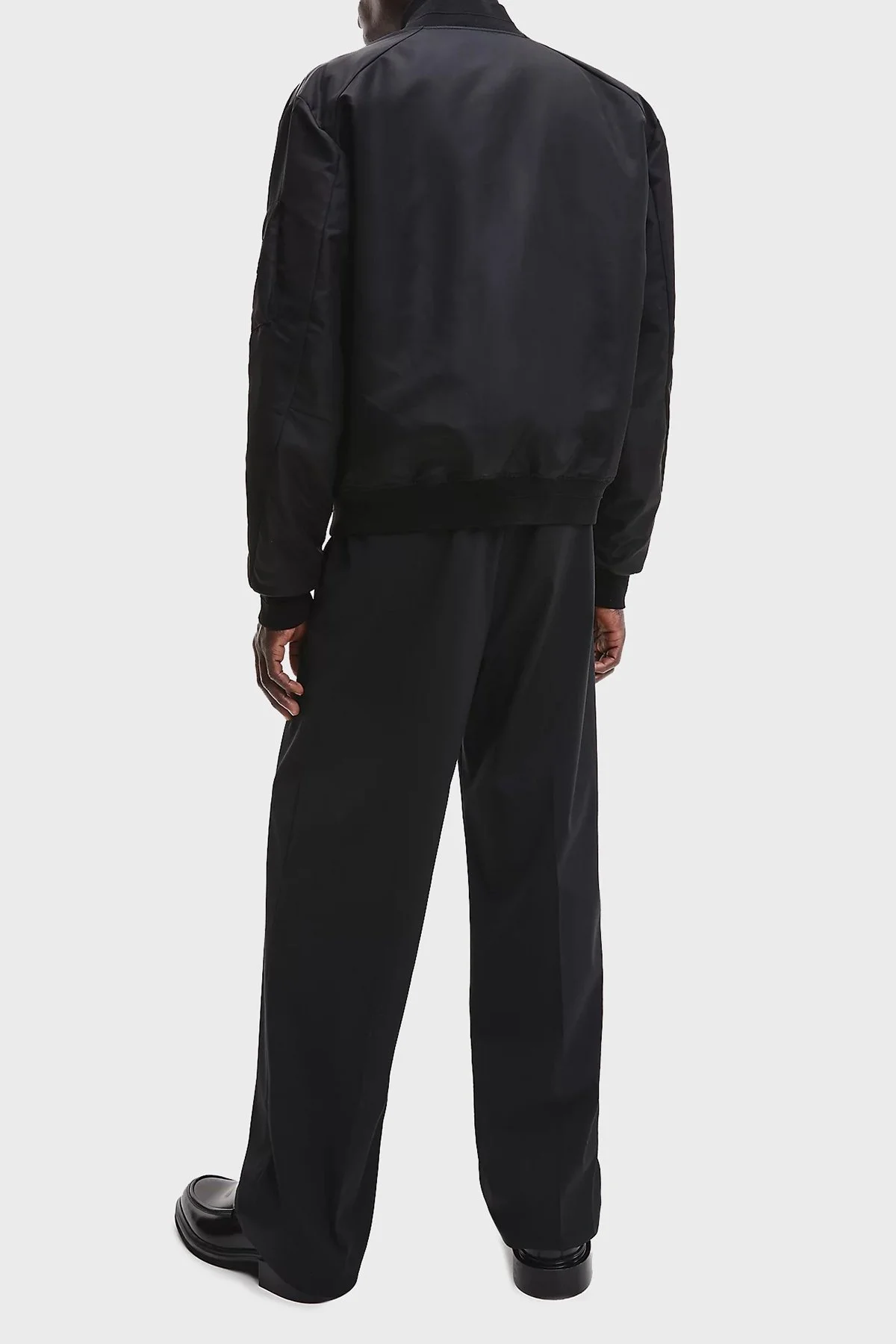 Calvin Klein Relaxed Fit Kolej Yaka Bomber Erkek Mont K10K109907 BEH 1 SİYAH - 5