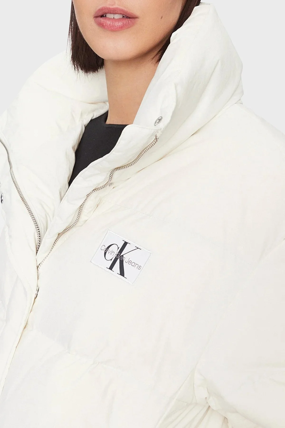 Calvin Klein Relaxed Fit Kuş Tüyü Dolgulu Şişme J20J222235YBI Bayan Mont J20J222235 YBI BEYAZ - 4