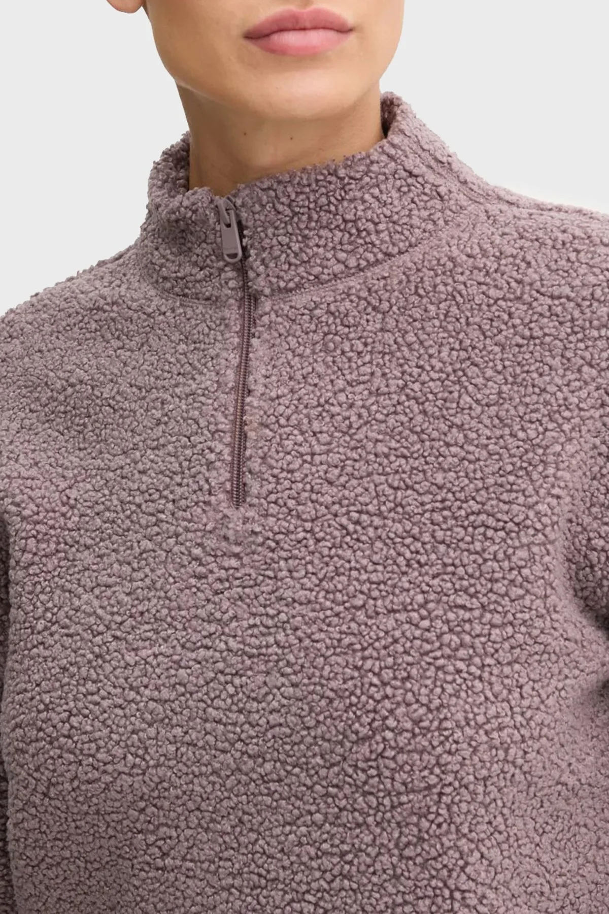 Calvin Klein Relaxed Fit Yarım Fermuarlı Sıfır Yaka Crop Sherpa 00GWF4W307PFK Bayan Ceket 00GWF4W307 PFK MÜRDÜM - 2