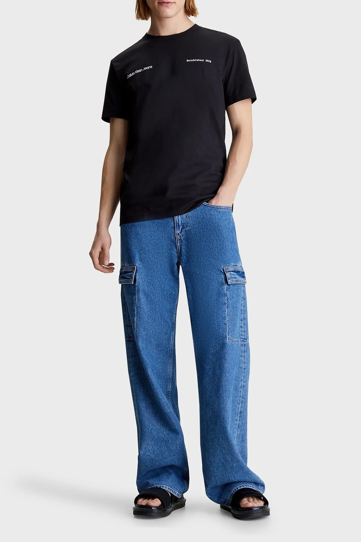 Calvin Klein Sırt Baskılı Pamuklu Bisiklet Yaka Regular Fit J30J325489BEH Erkek T Shirt J30J325489 BEH SİYAH - 3