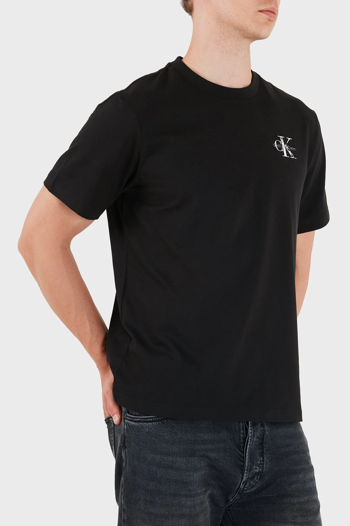Calvin Klein Sırt Detaylı Pamuklu Bisiklet Yak Erkek T Shirt LV04RH846G UB1 Siyah - 4