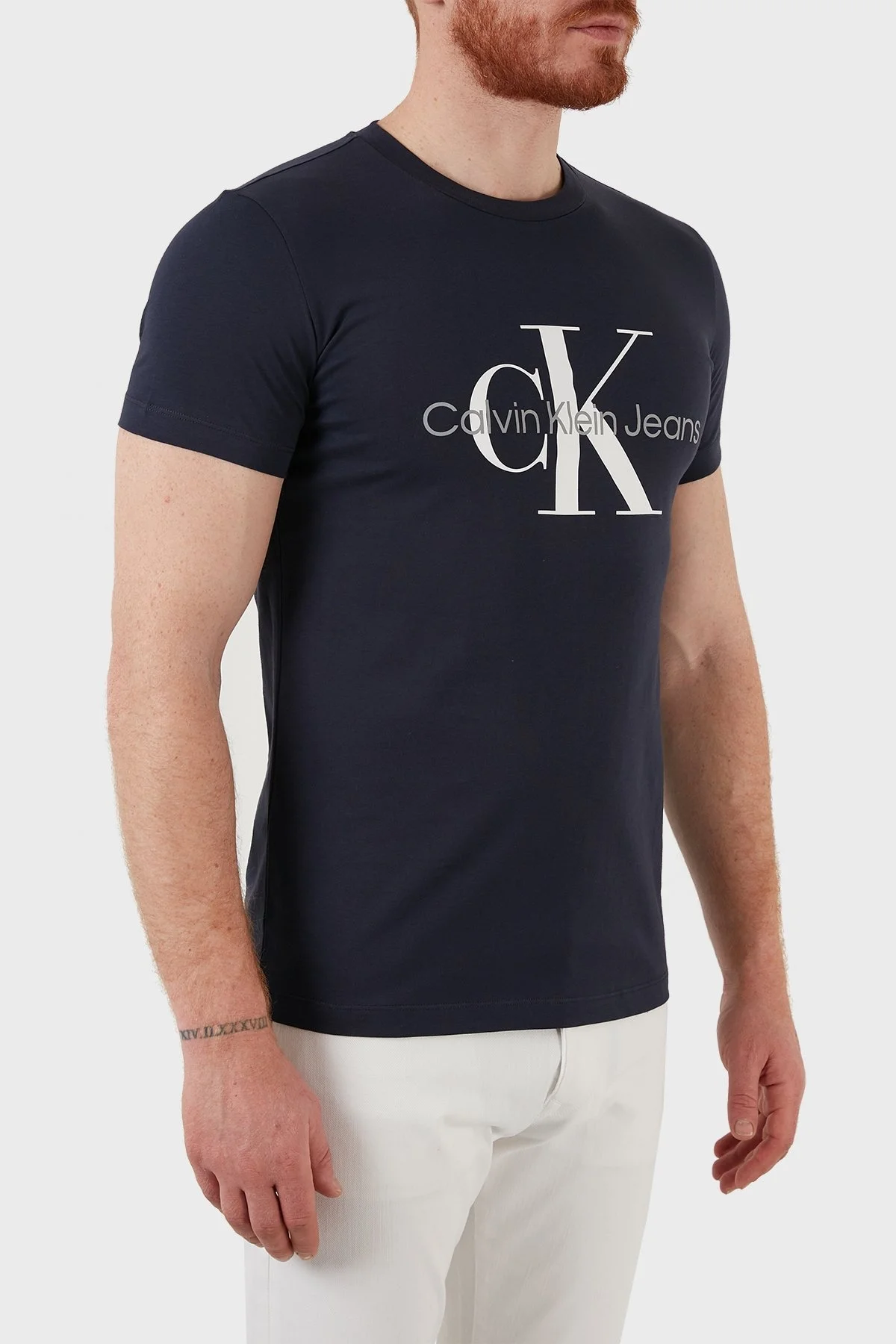 Calvin Klein Slim Fit Bisiklet Yaka % 100 Pamuk Erkek T Shirt J30J320935 CHW LACİVERT - 3