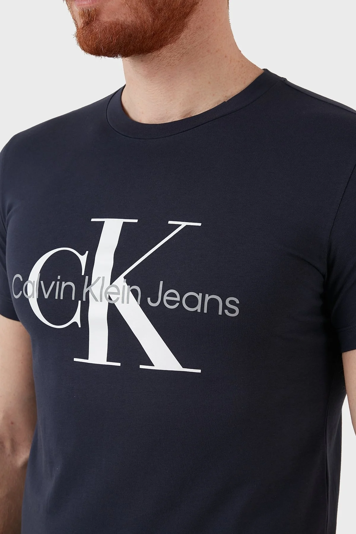 Calvin Klein Slim Fit Bisiklet Yaka % 100 Pamuk Erkek T Shirt J30J320935 CHW LACİVERT - 6