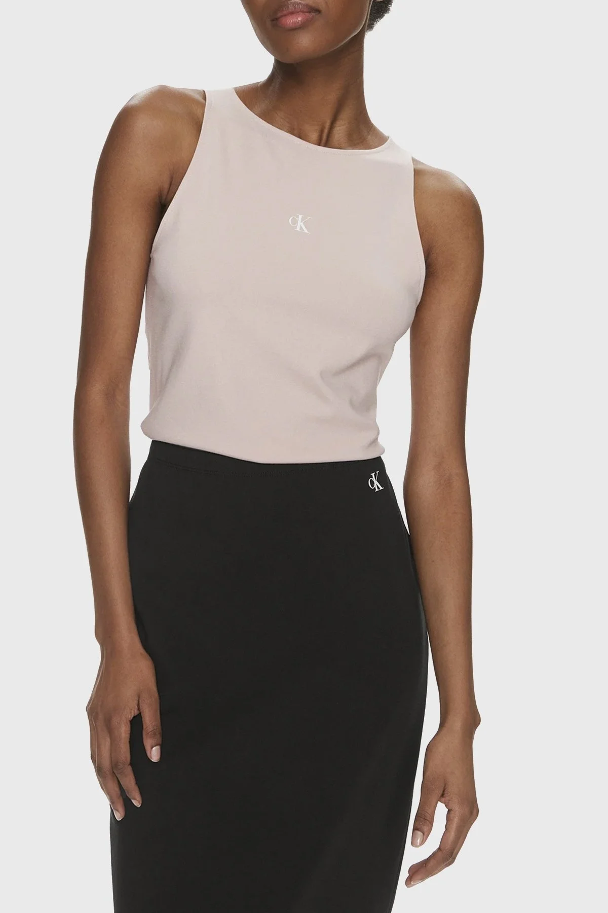 Calvin Klein Slim Fit Cut Out Kolsuz J20J223107TF6 Bayan Top J20J223107 TF6 PUDRA - 1