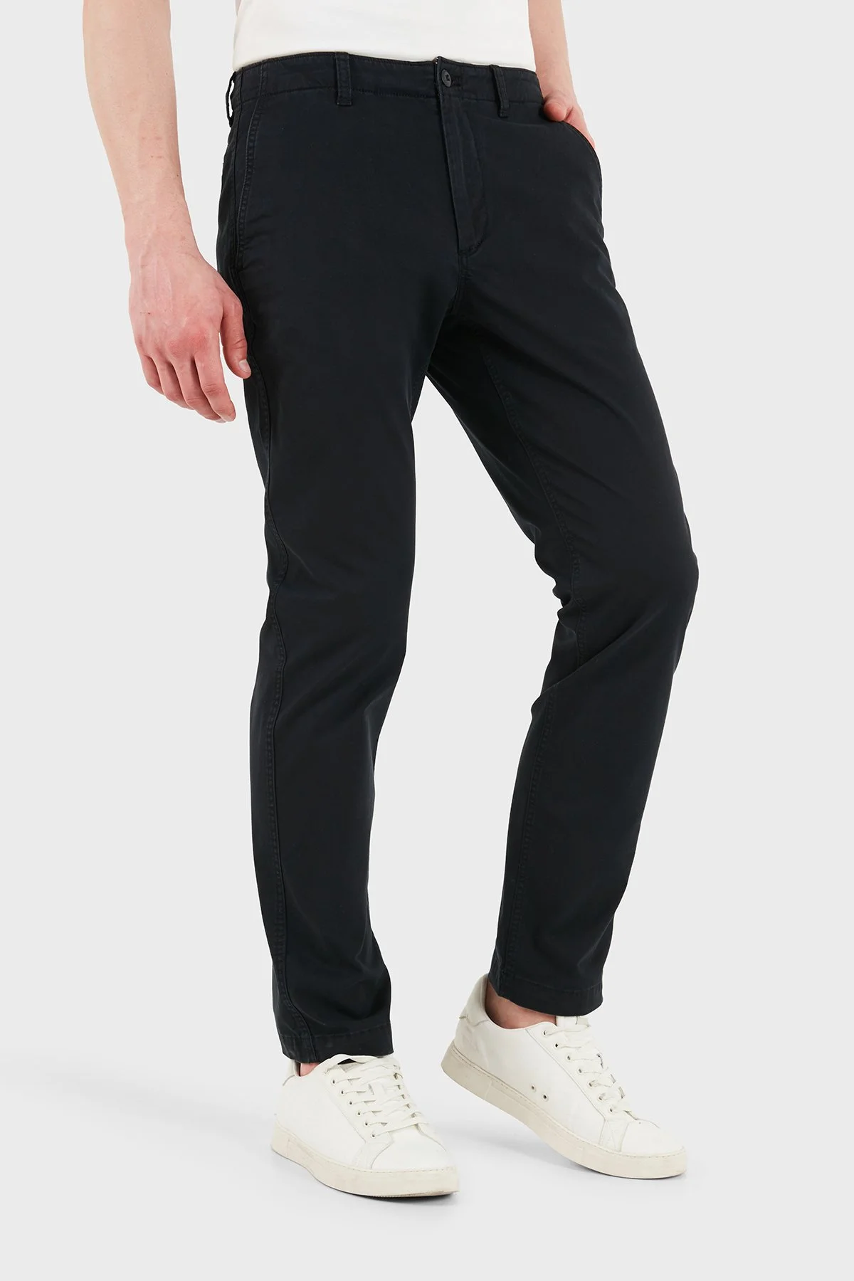 Calvin Klein Slim Fit Dar Paça Chino LV04RF618GUB1 Erkek Pantolon LV04RF618G UB1 SİYAH - 4