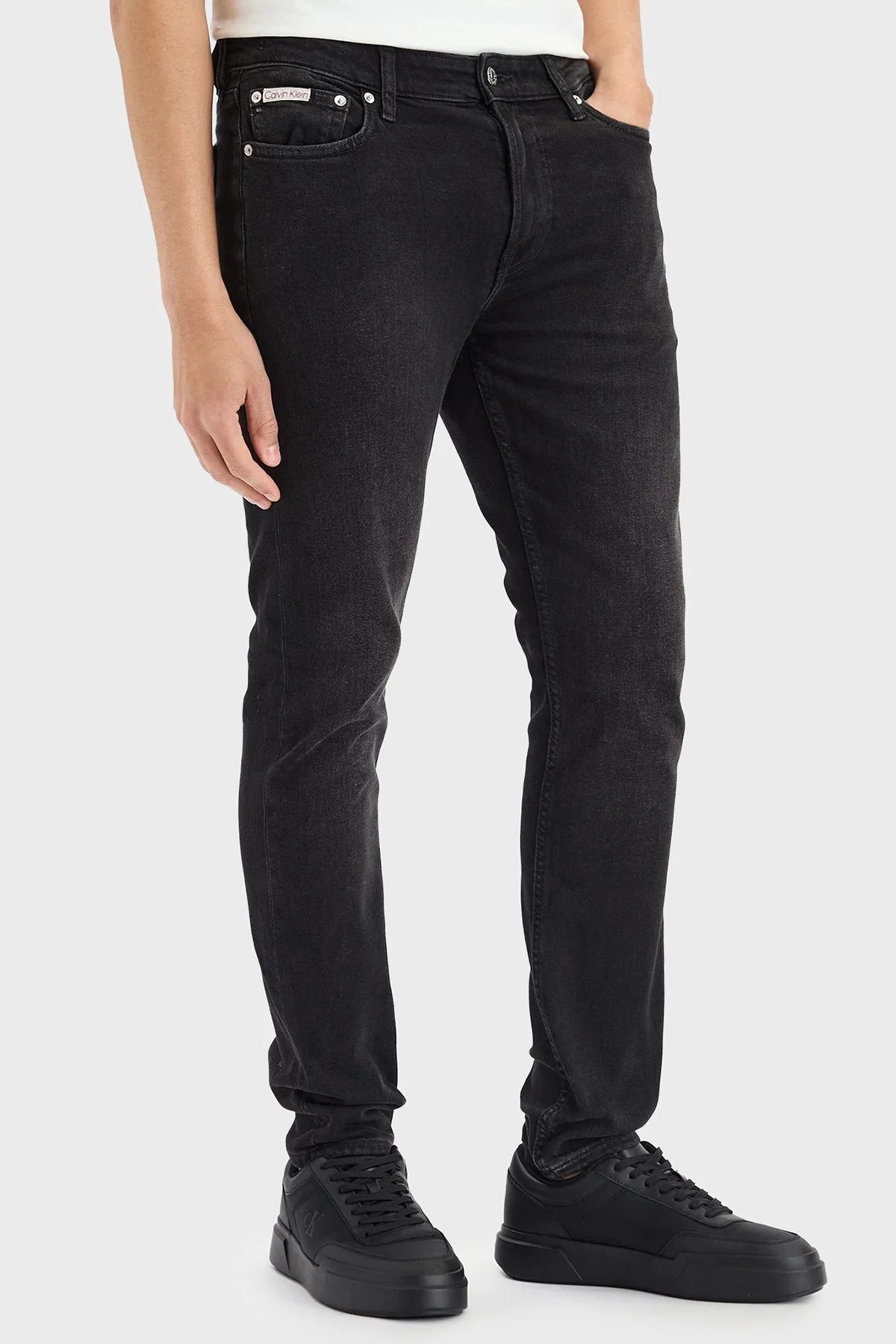 Calvin Klein Slim Fit Düşük Bel Dar Paça Jeans LV04RG713GZCG Erkek Kot Pantolon LV04RG713G ZCG SİYAH - 1