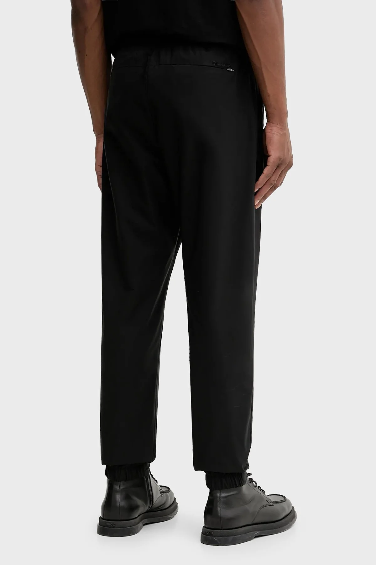 Calvin Klein Slim Fit Lastikli Bel Daralan Paça LV04LB614GUB1 Erkek Pantolon LV04LB614G UB1 SİYAH - 3