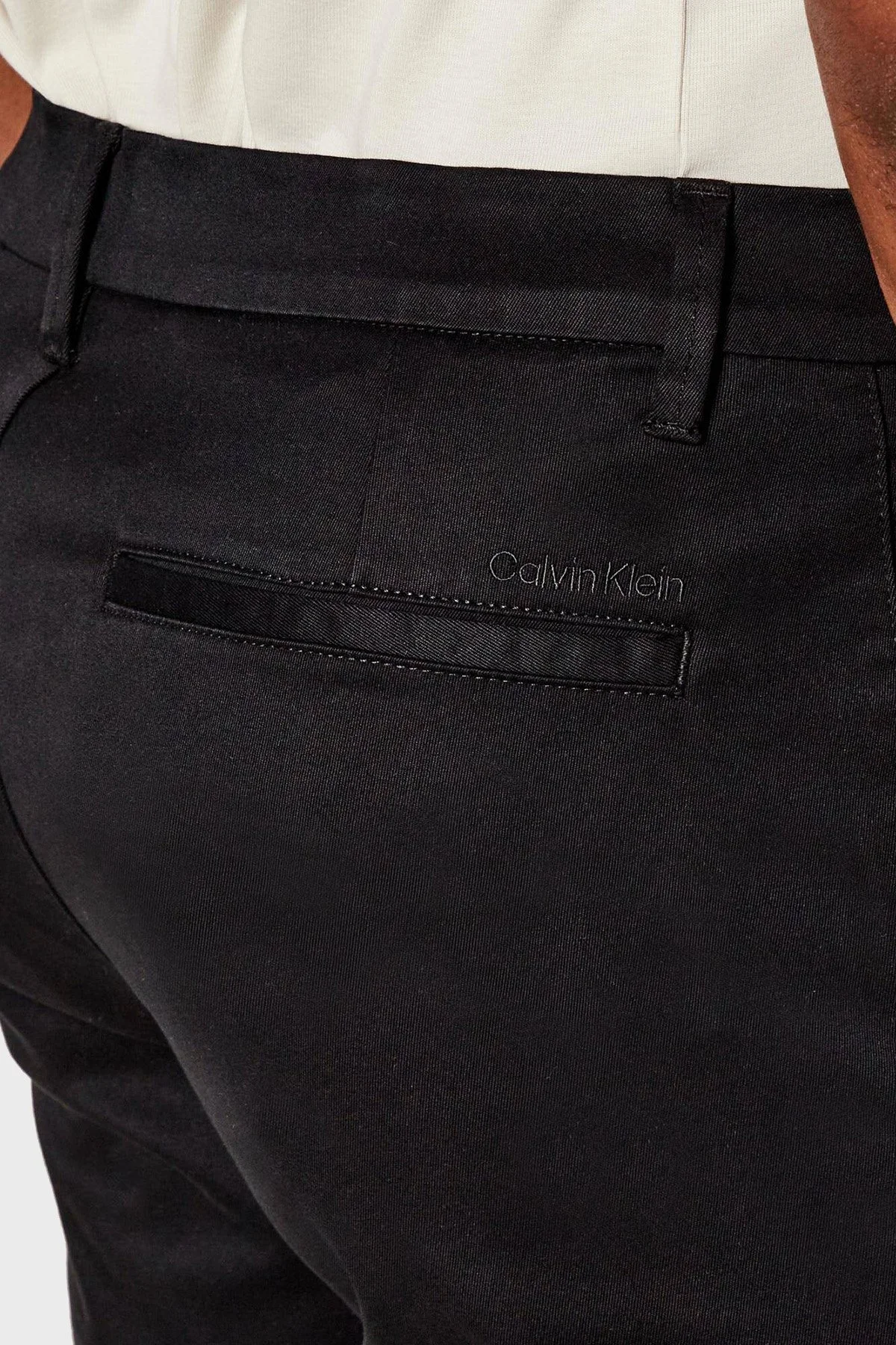 Calvin Klein Slim Fit Normal Bel Düz Paça Chino LV040EM633UB1 Erkek Pantolon LV040EM633 UB1 SİYAH - 4