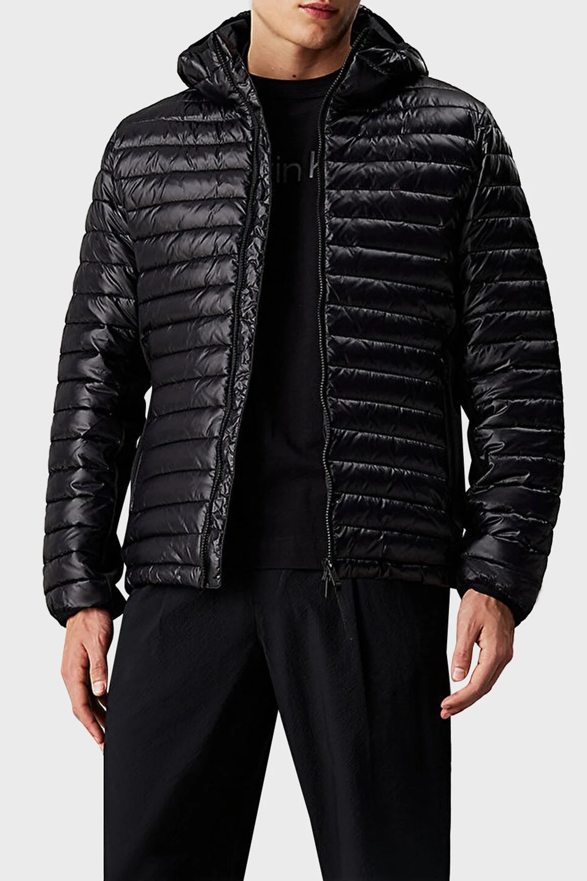 Calvin Klein Slim Fit Su İtici Logolu Kapüşonlu 00GMF4O517BAE Erkek Mont 00GMF4O517 BAE SİYAH - 1