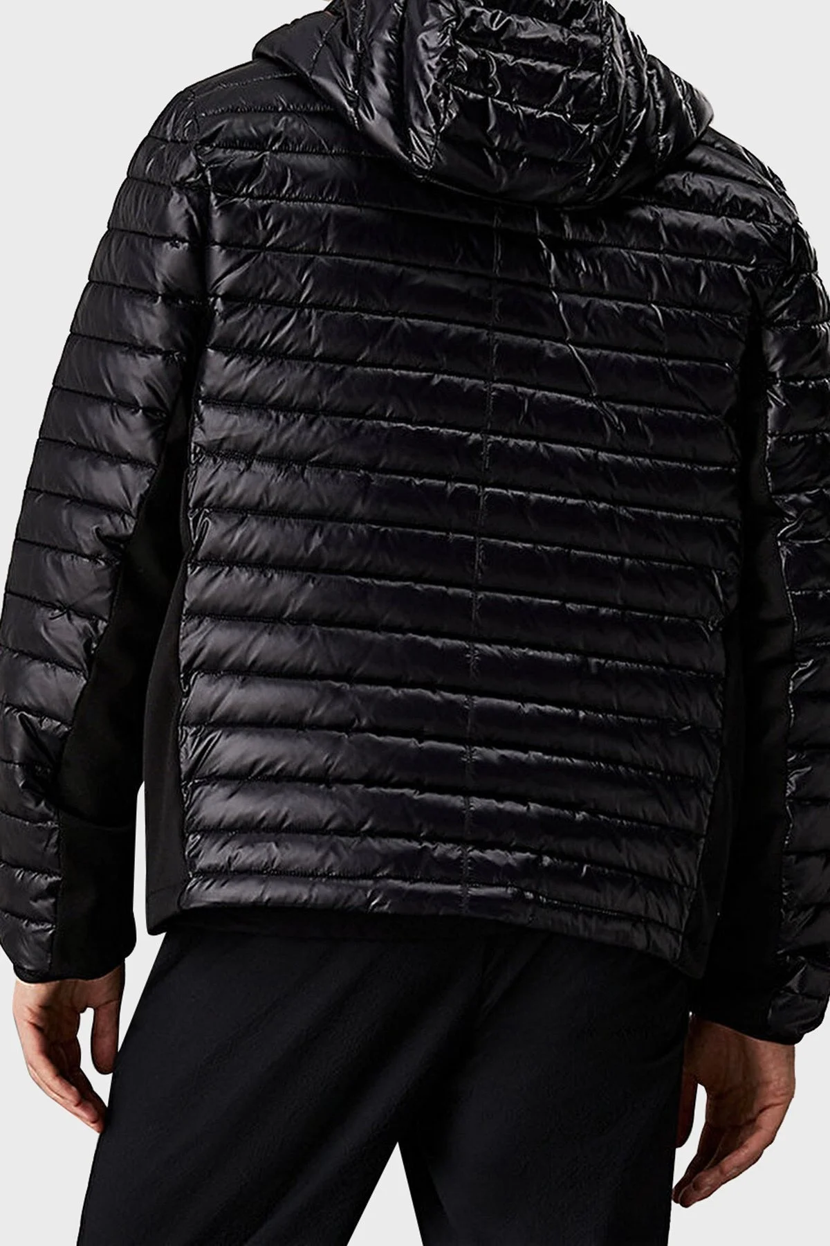 Calvin Klein Slim Fit Su İtici Logolu Kapüşonlu 00GMF4O517BAE Erkek Mont 00GMF4O517 BAE SİYAH - 3