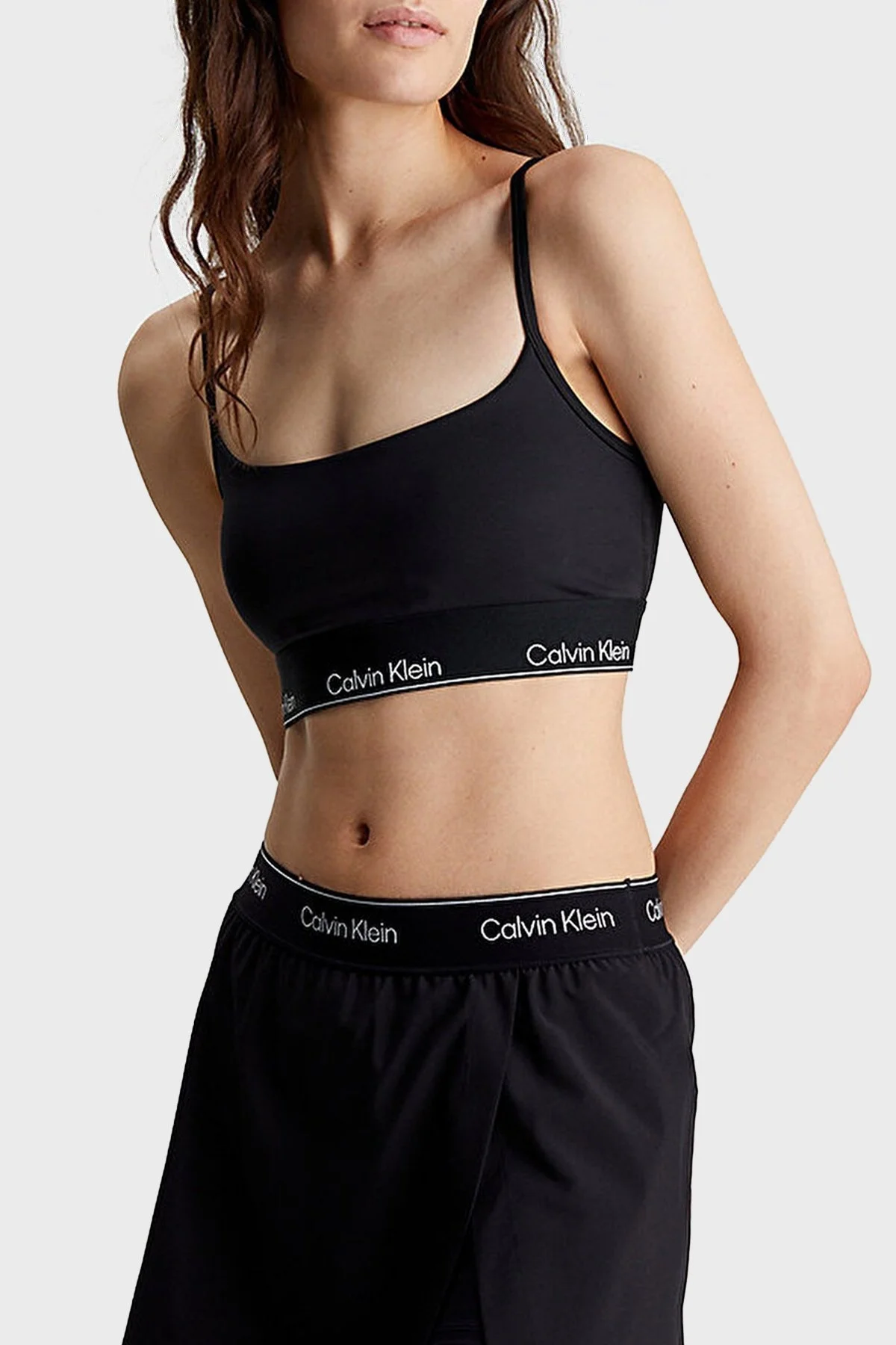 Calvin Klein Streç İp Askılı Sporcu i 00GWS4K191BAE Bayan Sütyen 00GWS4K191 BAE SİYAH - 1