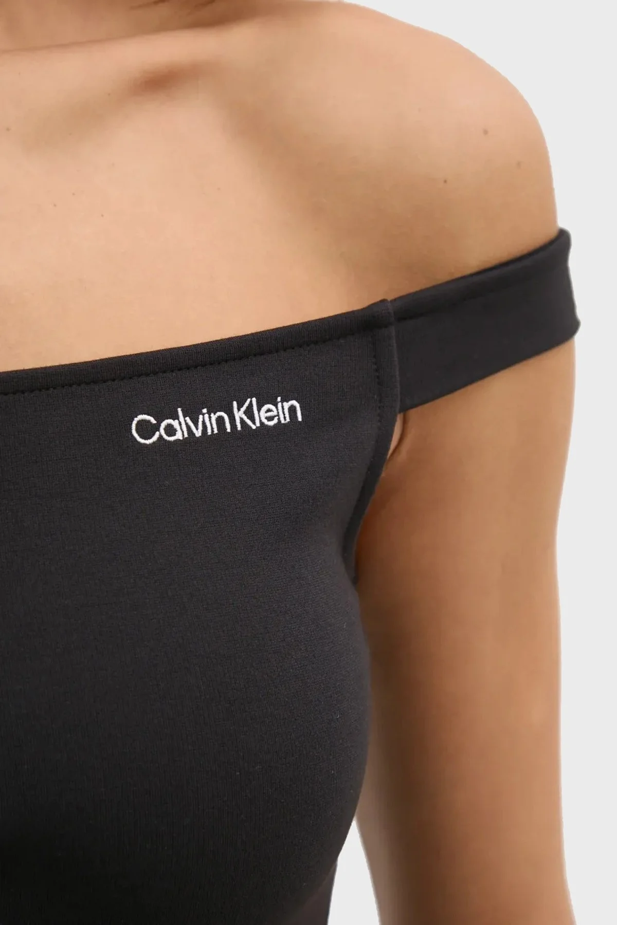 Calvin Klein Streç Logolu Slim Fit Kayık Yaka J20J225542BEH Bayan Top J20J225542 BEH SİYAH - 10
