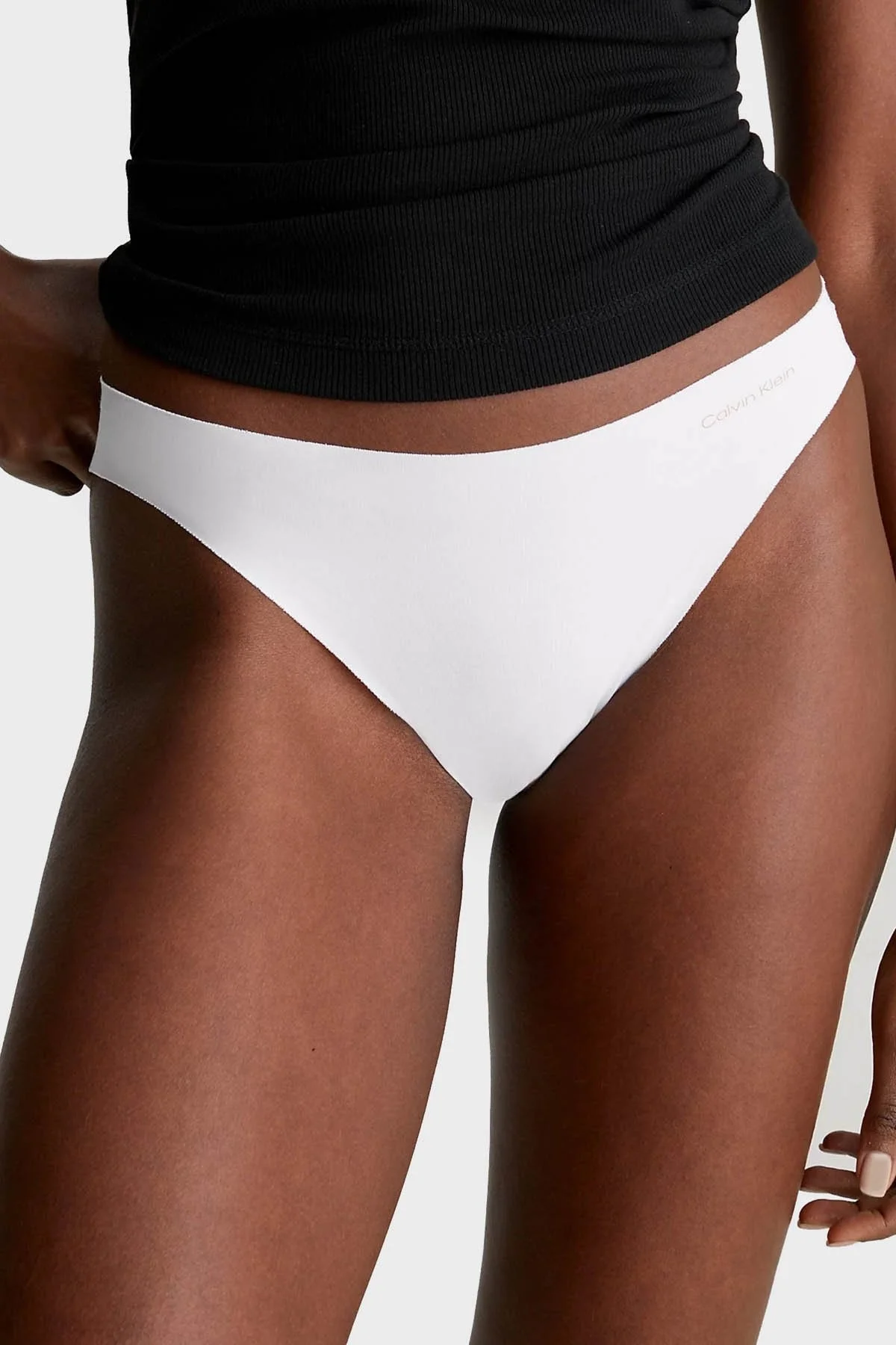 Calvin Klein Streç Pamuklu Lazer Kesim 3 Pack 000QD5200EN8I Bayan Külot 000QD5200E N8I Beyaz-Pembe-Siyah - 2