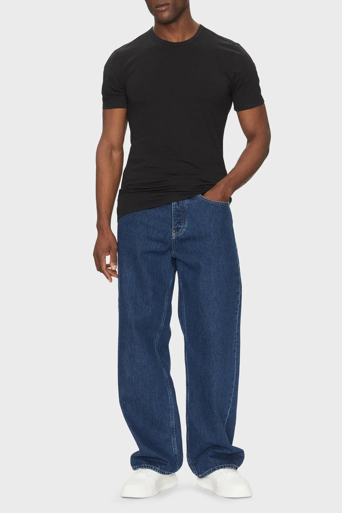 Calvin Klein Streç Pamuklu Regular Fit Bisiklet Yaka 3 Pack LV00NB4185UB1 Erkek T Shirt LV00NB4185 UB1 SİYAH - 9