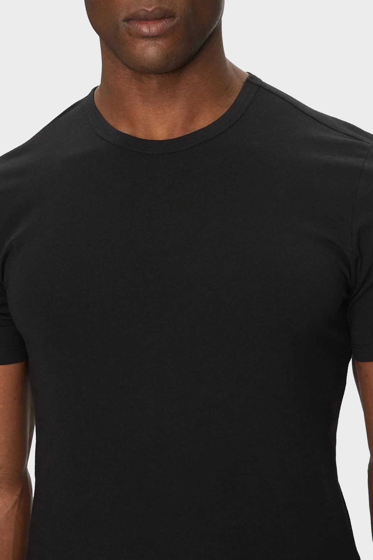 Calvin Klein Streç Pamuklu Regular Fit Bisiklet Yaka 3 Pack LV00NB4185UB1 Erkek T Shirt LV00NB4185 UB1 SİYAH - 11