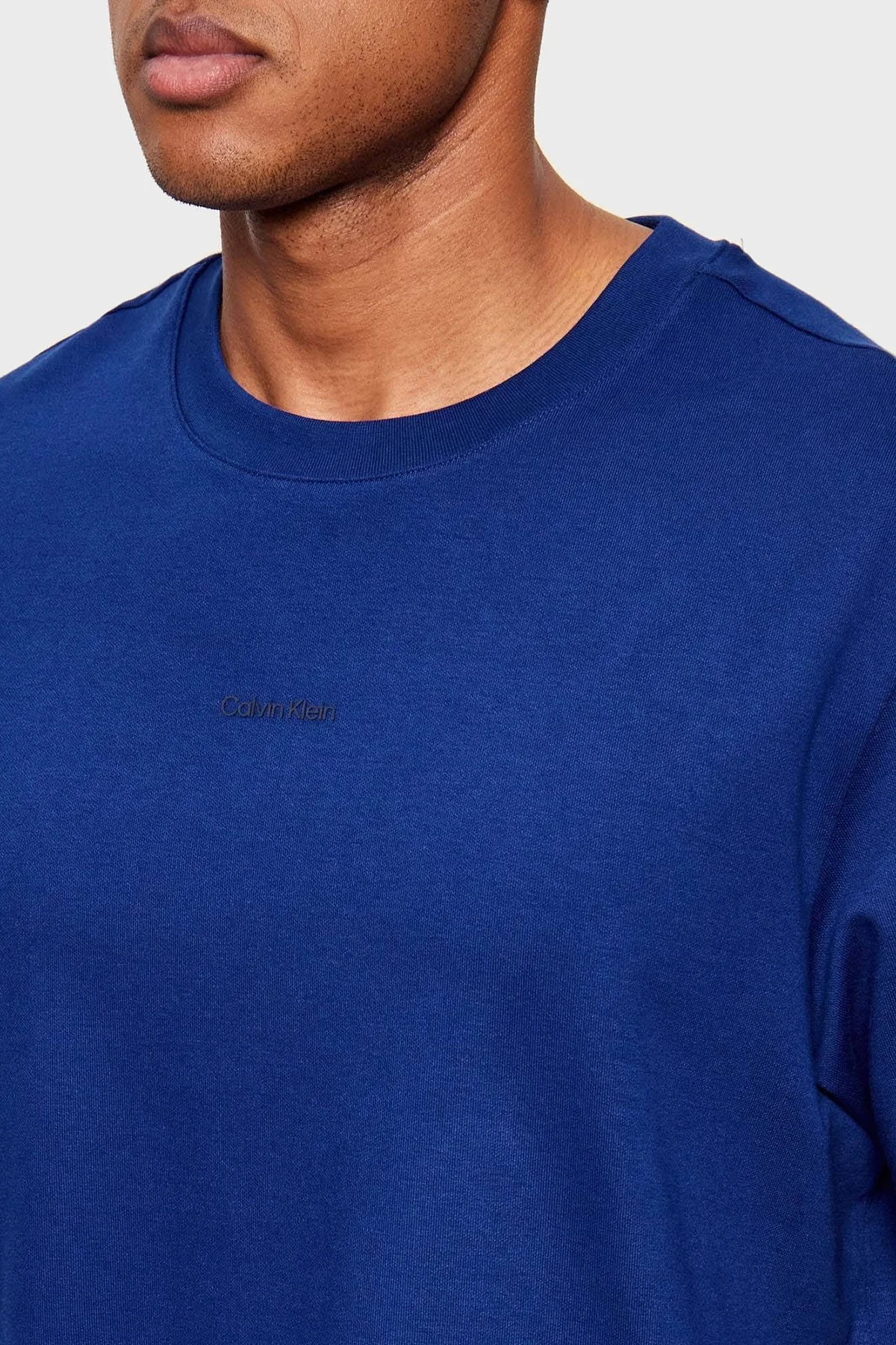 Calvin Klein Streç Pamuklu Regular Fit Sıfır Yaka LV04LC241GC7K Erkek T Shirt LV04LC241G C7K SAKS - 4