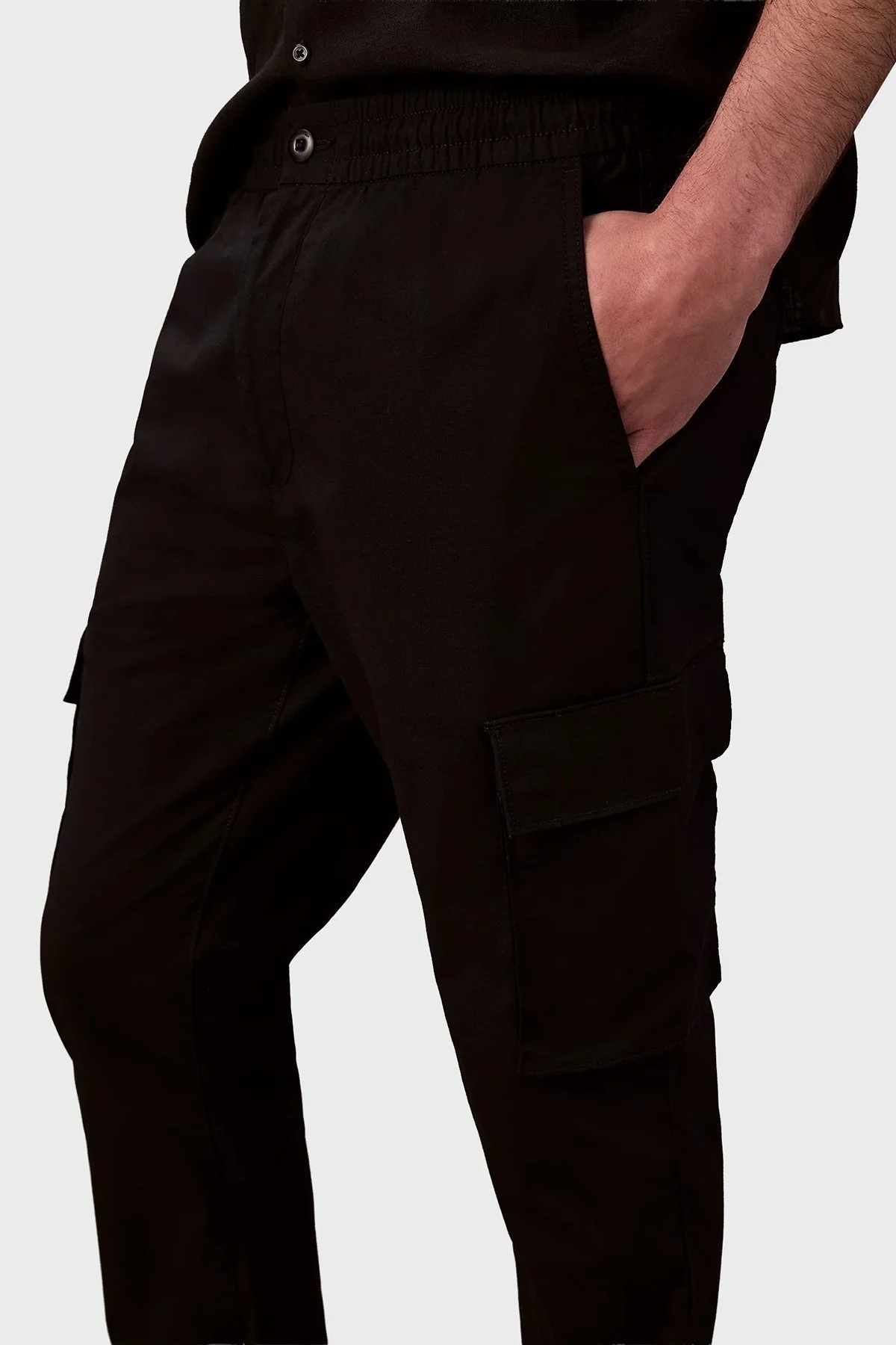 Calvin Klein Streç Pamuklu Skinny Fit Düşük Bel Jogger LV04RC617GUB1 Erkek Pantolon LV04RC617G UB1 SİYAH - 4