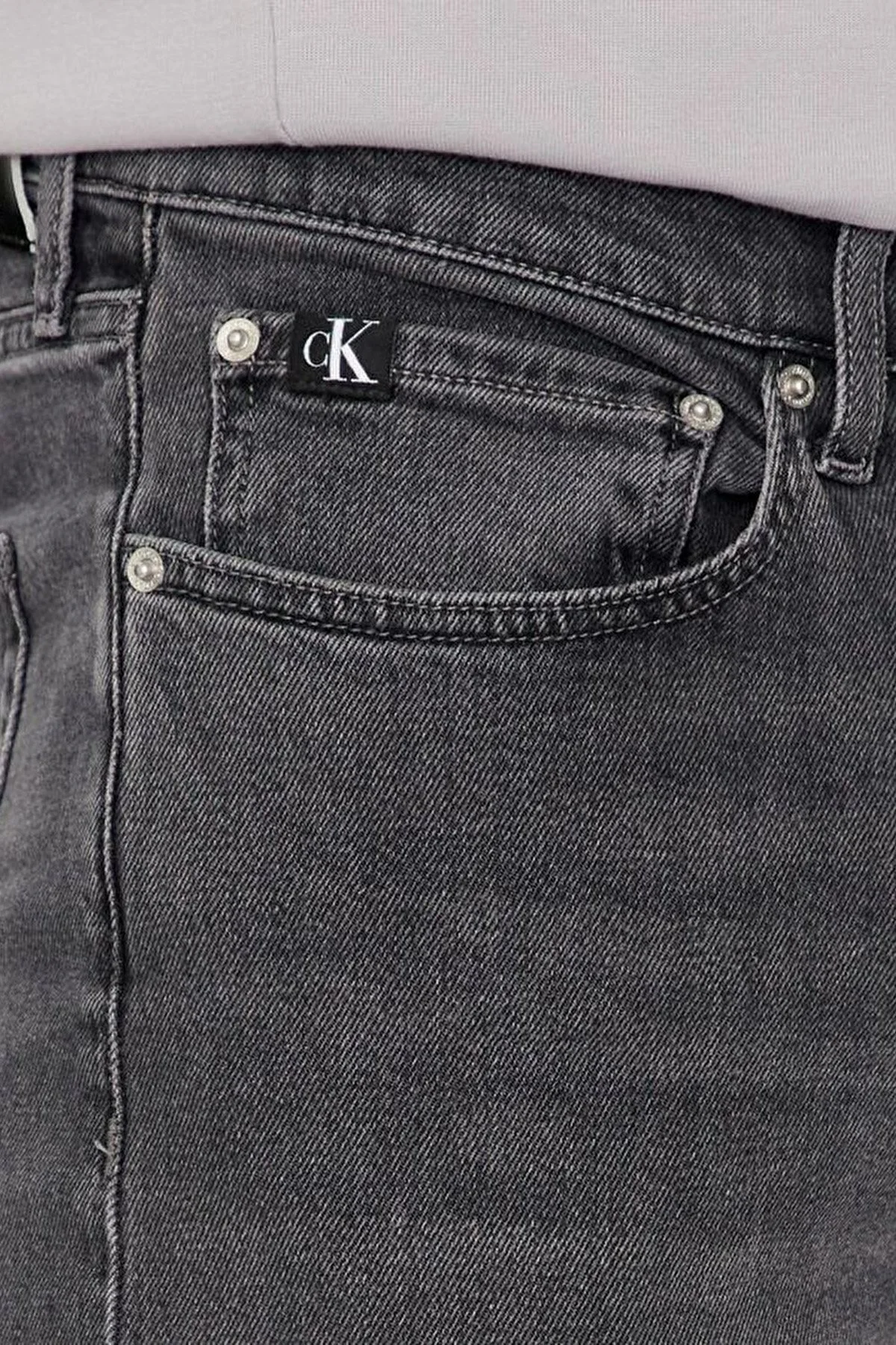 Calvin Klein Streç Pamuklu Skinny Fit Jeans J30J3257411BZ Erkek Kot Pantolon J30J325741 1BZ GRİ - 4