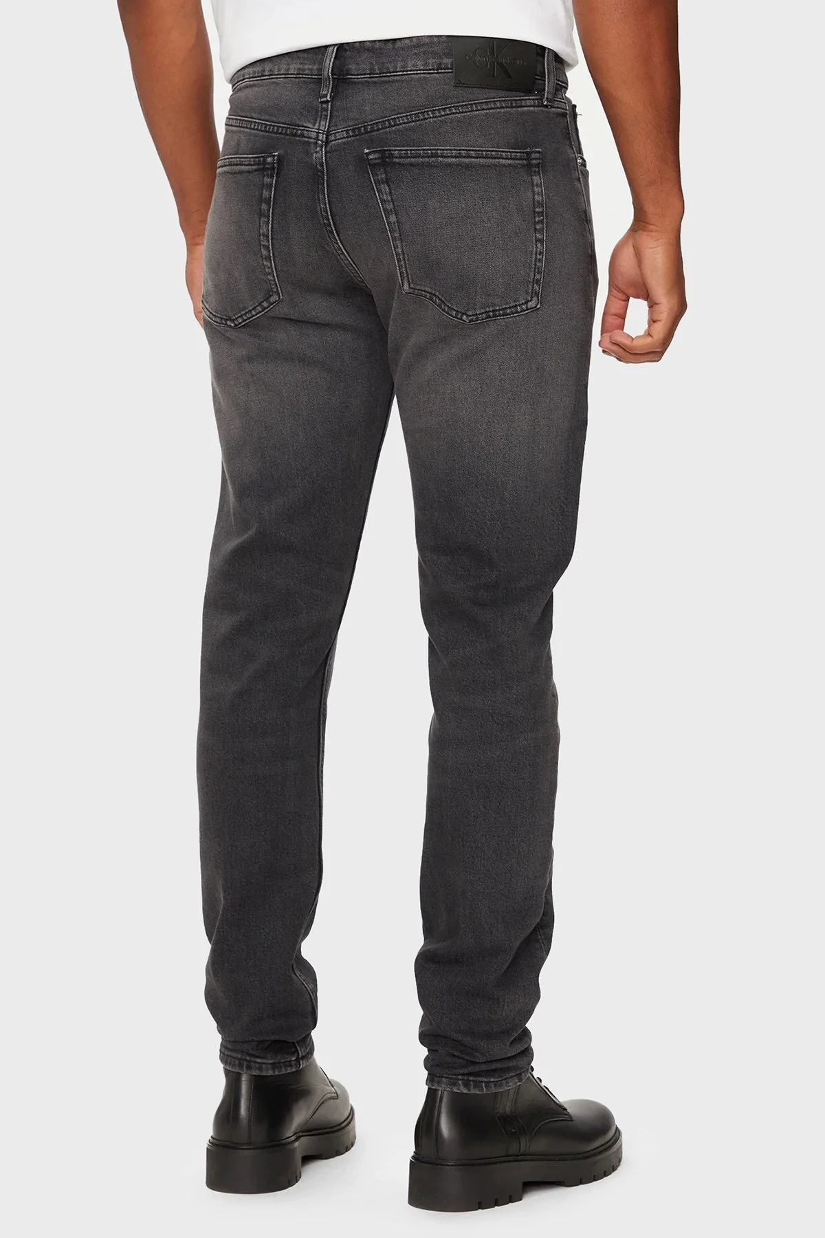 Calvin Klein Streç Pamuklu Skinny Fit Normal Bel Dar Paça Jeans J30J3263601BY Erkek Kot Pantolon J30J326360 1BY SİYAH - 5