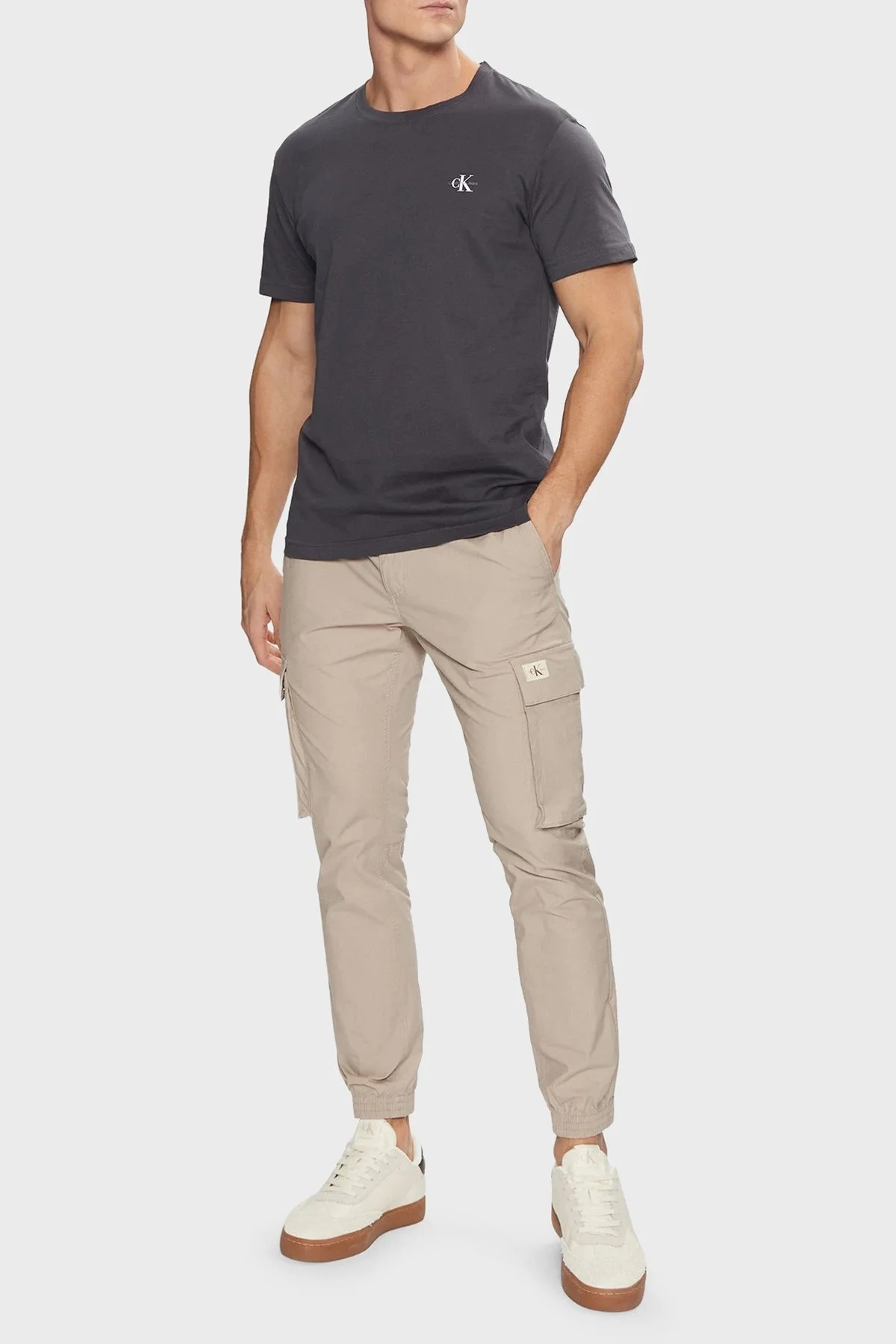 Calvin Klein Streç Pamuklu Skinny Fit Normal Bel Jogger J30J327614PAN Erkek Pantolon J30J327614 PAN BEJ - 8