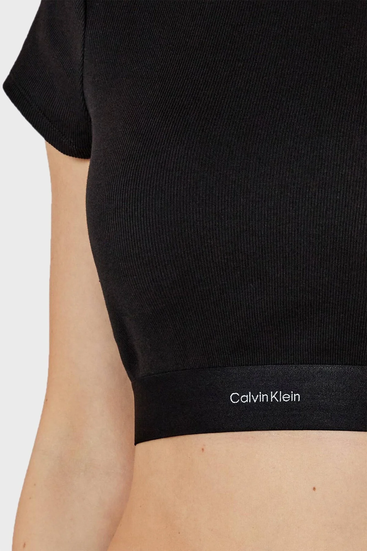 Calvin Klein Streç Pamuklu Slim Fit Bisiklet Yaka LV00QS7349UB1 Bayan Top LV00QS7349 UB1 SİYAH - 8