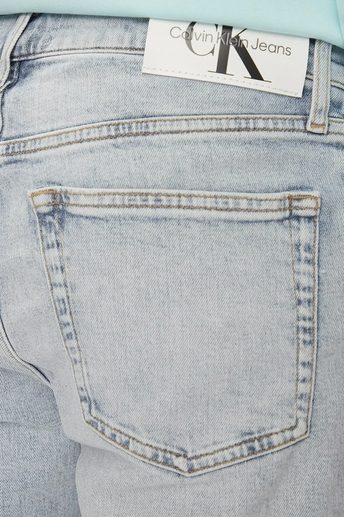 Calvin Klein Streç Pamuklu Slim Fit Denim J30J3248711AA Erkek Short J30J324871 1AA AÇIK MAVİ - 5