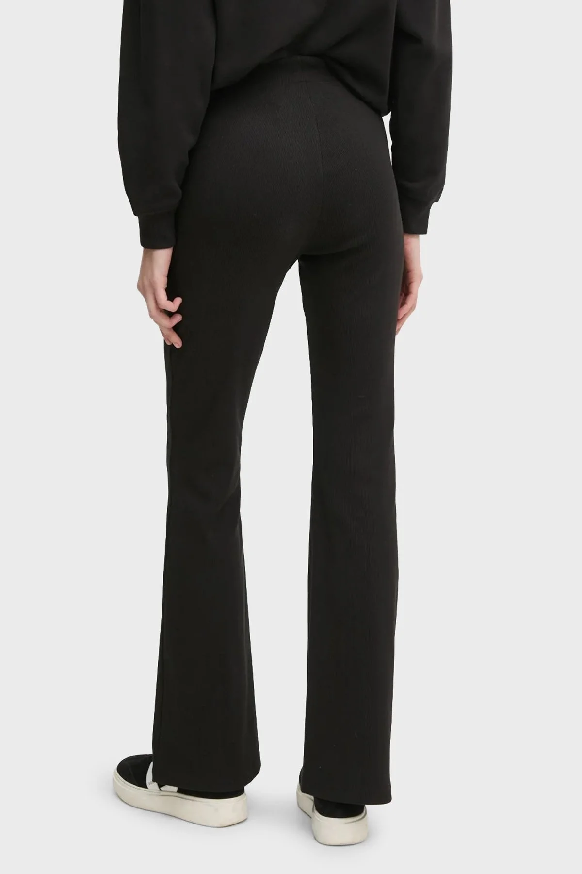 Calvin Klein Streç Pamuklu Slim Fit Yüksek Bel İspanyol Paça J20J224842BEH Bayan Pantolon J20J224842 BEH SİYAH - 7