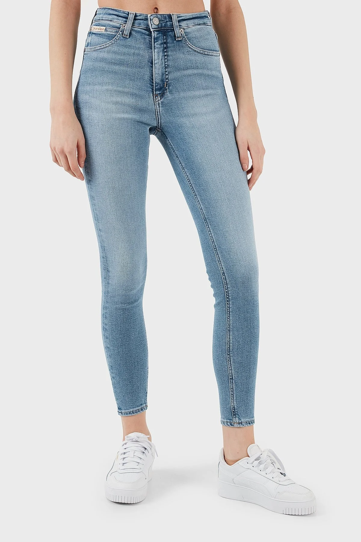 Calvin Klein Streç Pamuklu Slim Fit Yüksek Bel Süper Dar Paça Jeans J20J2244861AA Bayan Kot Pantolon J20J224486 1AA AÇIK MAVİ - 9