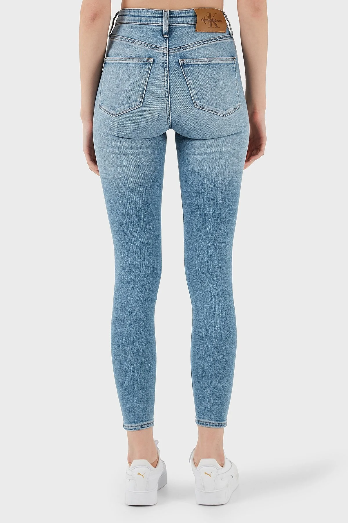 Calvin Klein Streç Pamuklu Slim Fit Yüksek Bel Süper Dar Paça Jeans J20J2244861AA Bayan Kot Pantolon J20J224486 1AA AÇIK MAVİ - 12