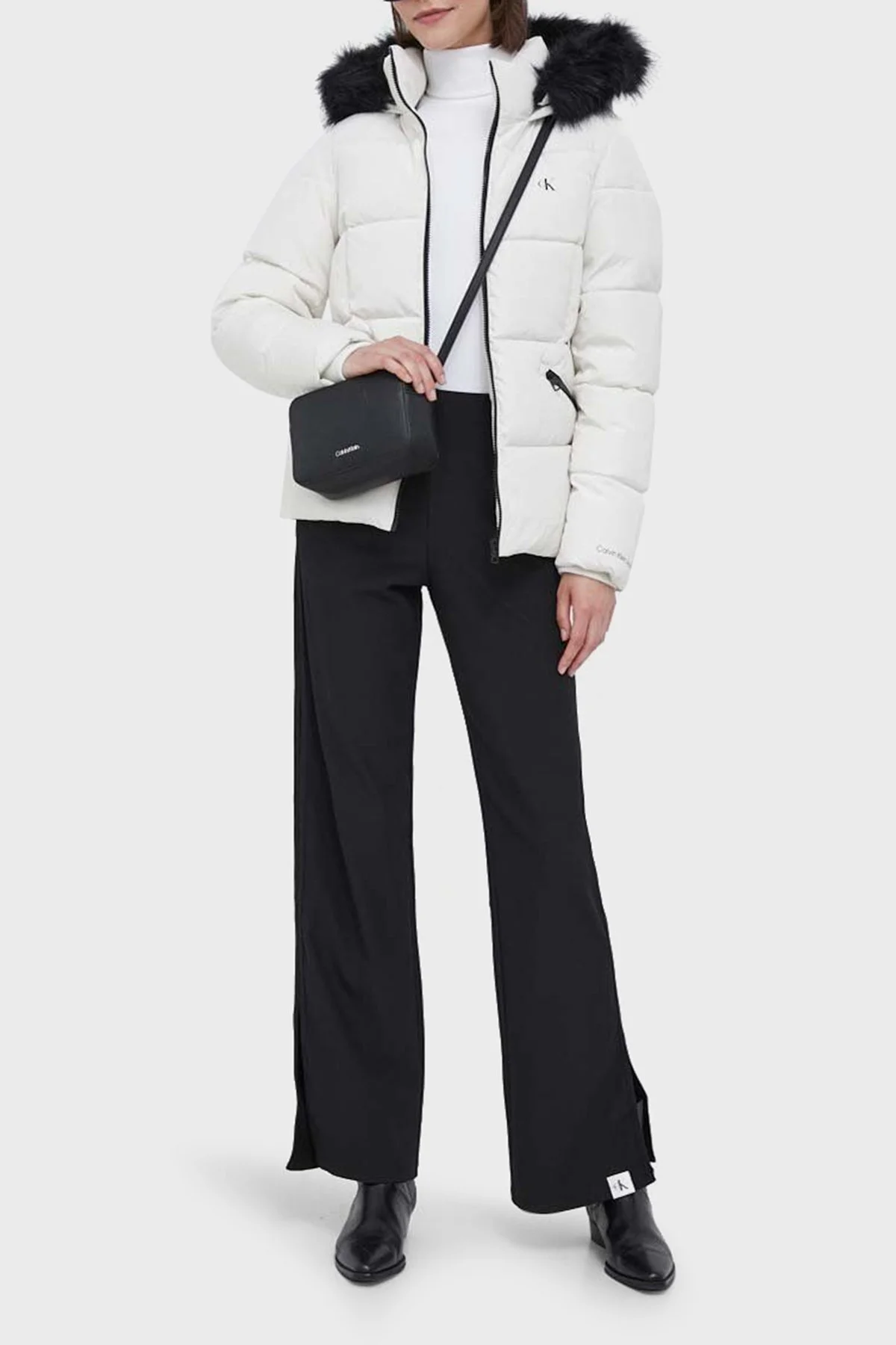 Calvin Klein Su Geçirmez Kapüşonlu Şişme J20J221889YBI Bayan Mont J20J221889 YBI BEYAZ - 2