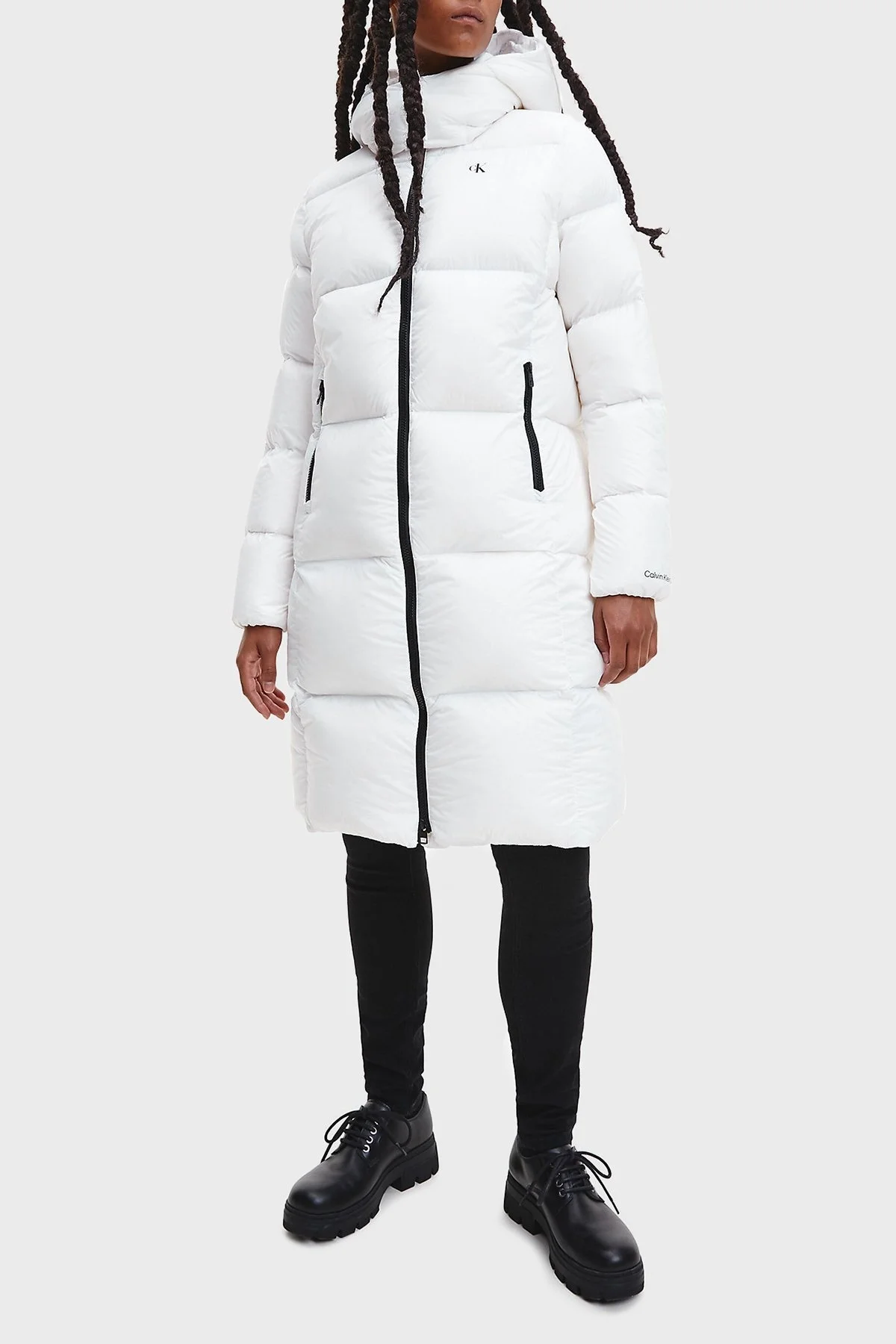 Calvin Klein Su Geçirmez Kuş Tüyü Dolgulu Çıkarılabilir Kapüşonlu Uzun Bayan Mont J20J219820 YAF BEYAZ - 2