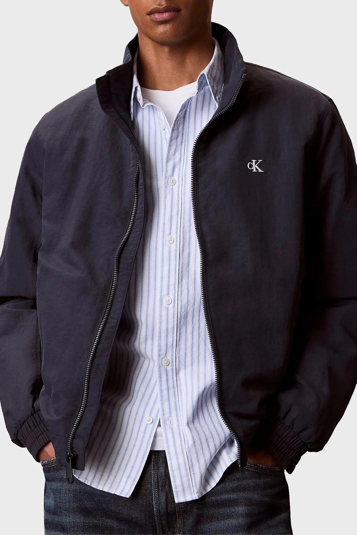 Calvin Klein Su Geçirmez Logolu Regular Fit LV04RG500GCEF Erkek Mont LV04RG500G CEF LACİVERT - 1