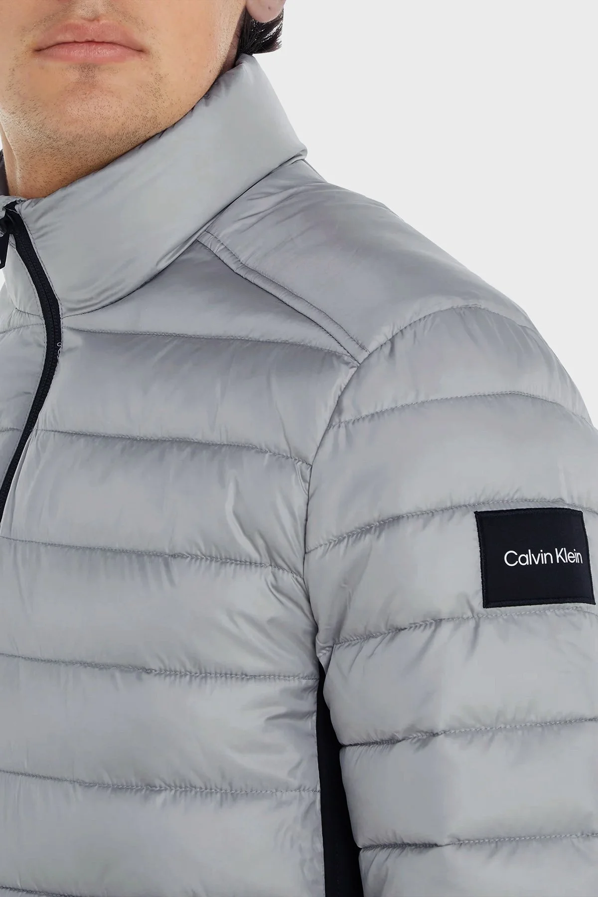 Calvin Klein Su Geçirmez Regular Fit Dik Yaka Şişme Erkek Mont K10K108291 PRZ GRİ - 3