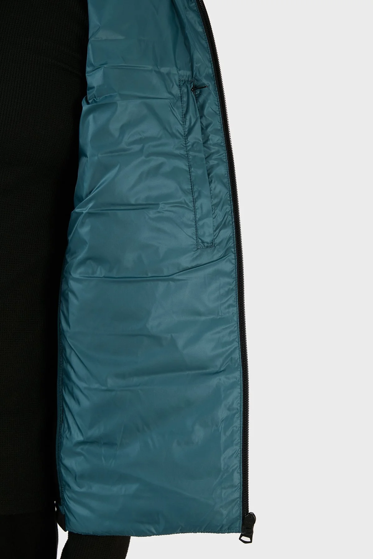 Calvin Klein Su Geçirmez Regular Fit Dik Yaka Şişme Erkek Yelek K10K108292 DAZ PETROL - 4