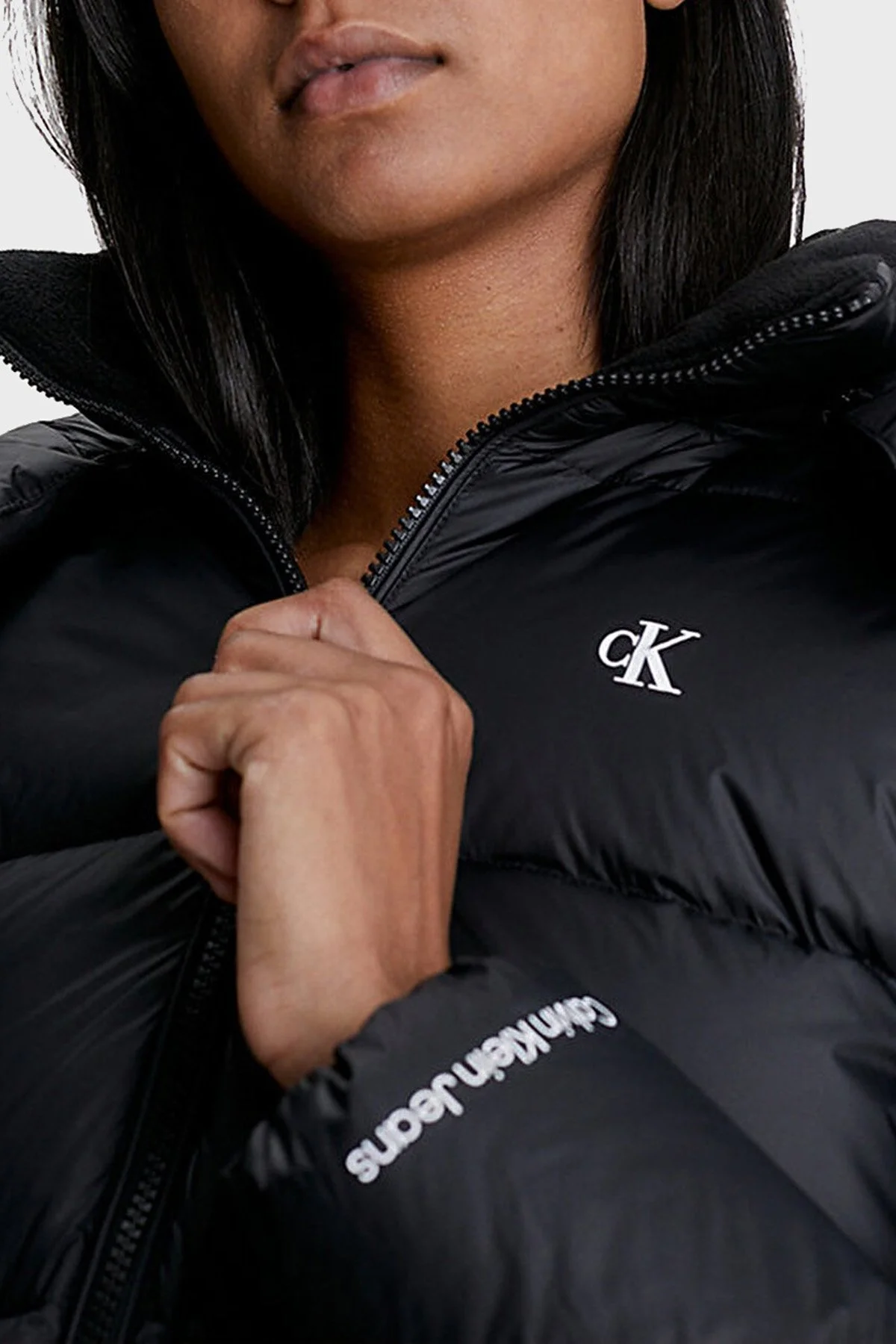Calvin Klein Su İtici Regular Fit Kuş Tüyü Şişme Bayan Mont J20J221646 BEH SİYAH - 3
