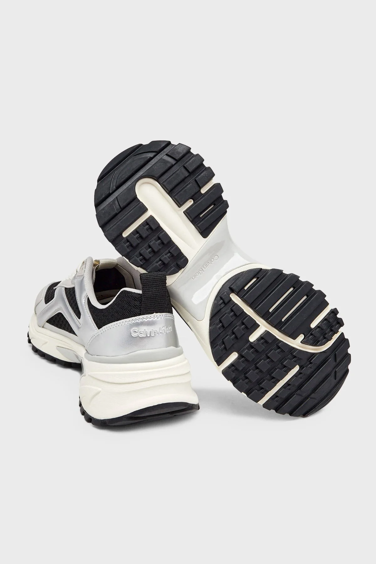 Calvin Klein Süet Logolu Sneaker HW0HW0314001R Kadın Ayakkabı HW0HW03140 01R SİYAH - 5
