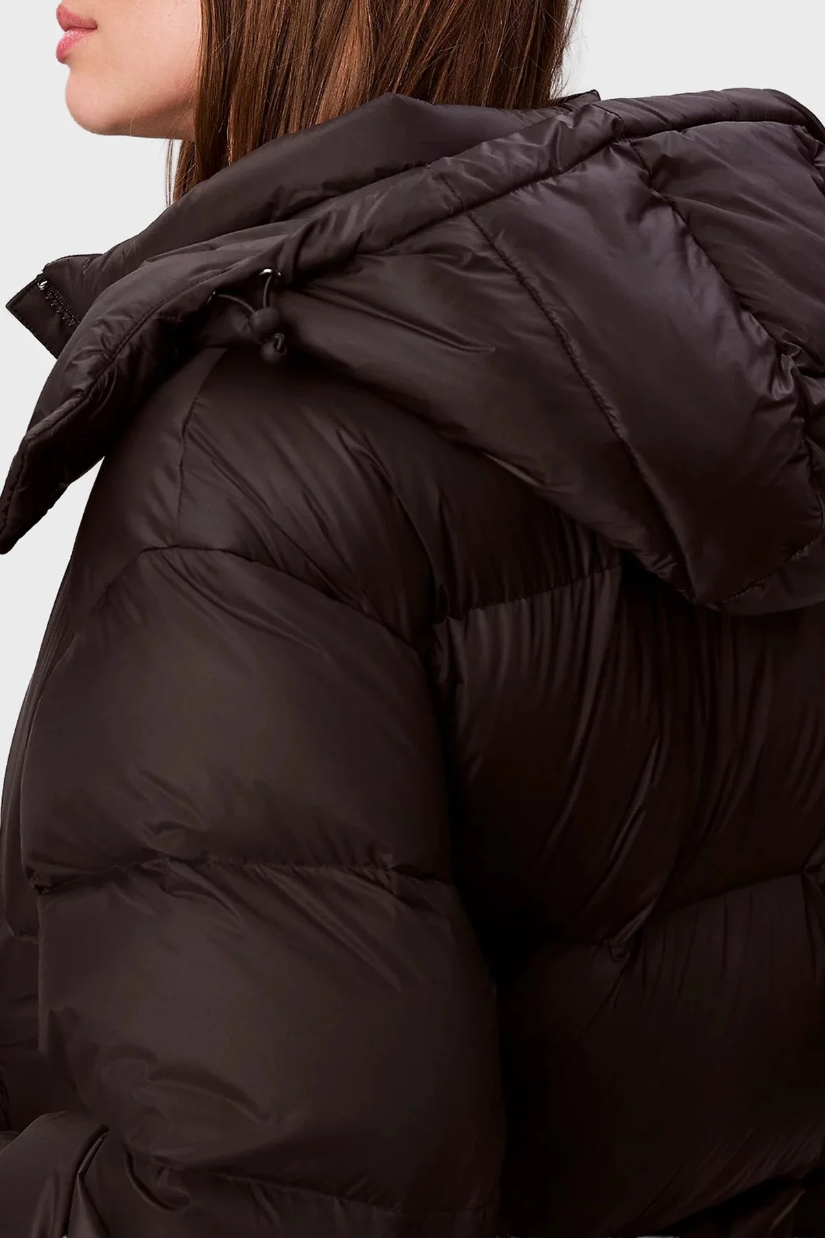 Calvin Klein Suya Dayanıklı Boxy Fit Çıkarılabilir Kapüşonlu Şişme LV047D501GUB1 Bayan Mont LV047D501G UB1 SİYAH - 4