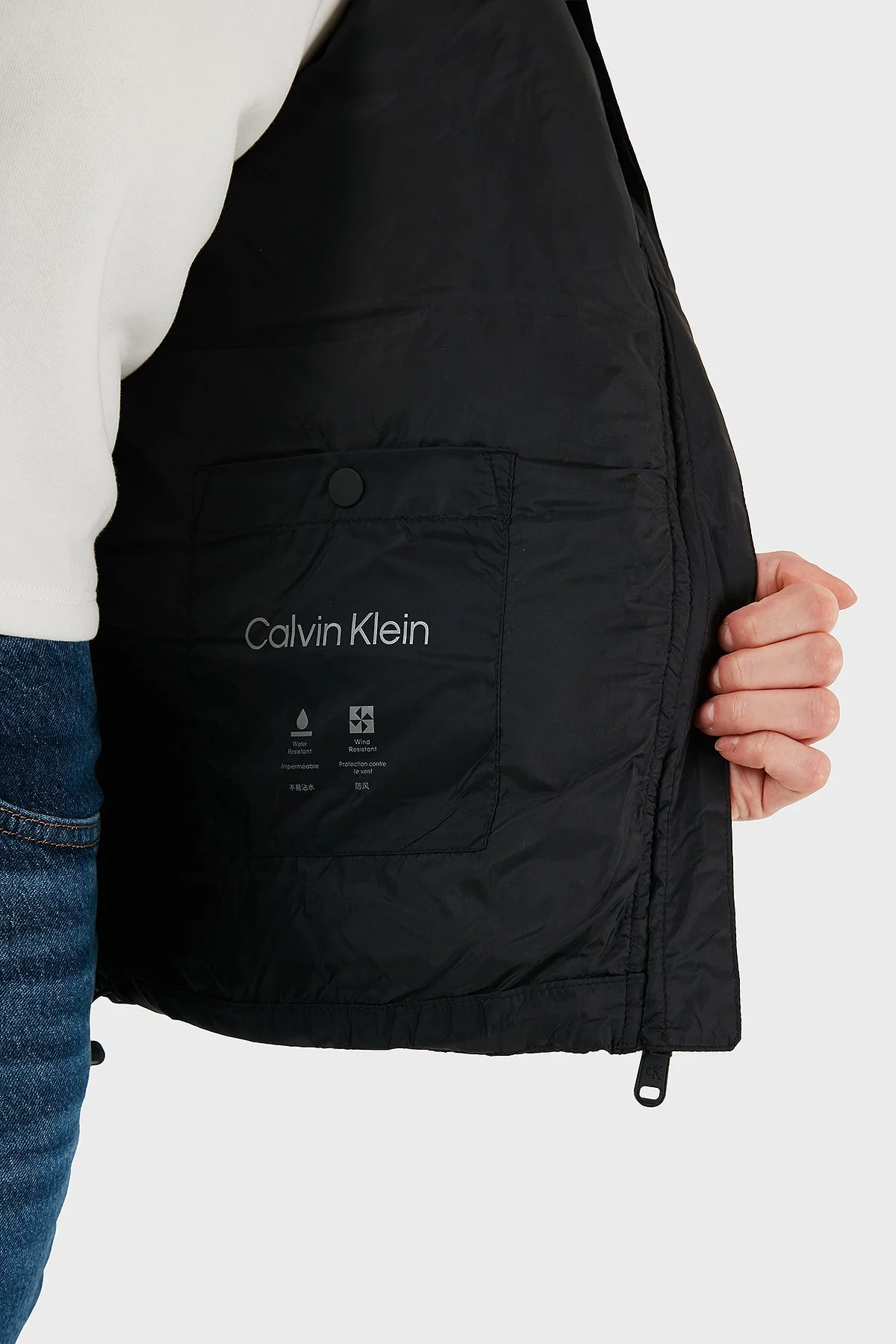 Calvin Klein Suya Dayanıklı Logolu Regular Fit Kapüşonlu Şişme LV047C521GUB1 Bayan Mont LV047C521G UB1 SİYAH - 7