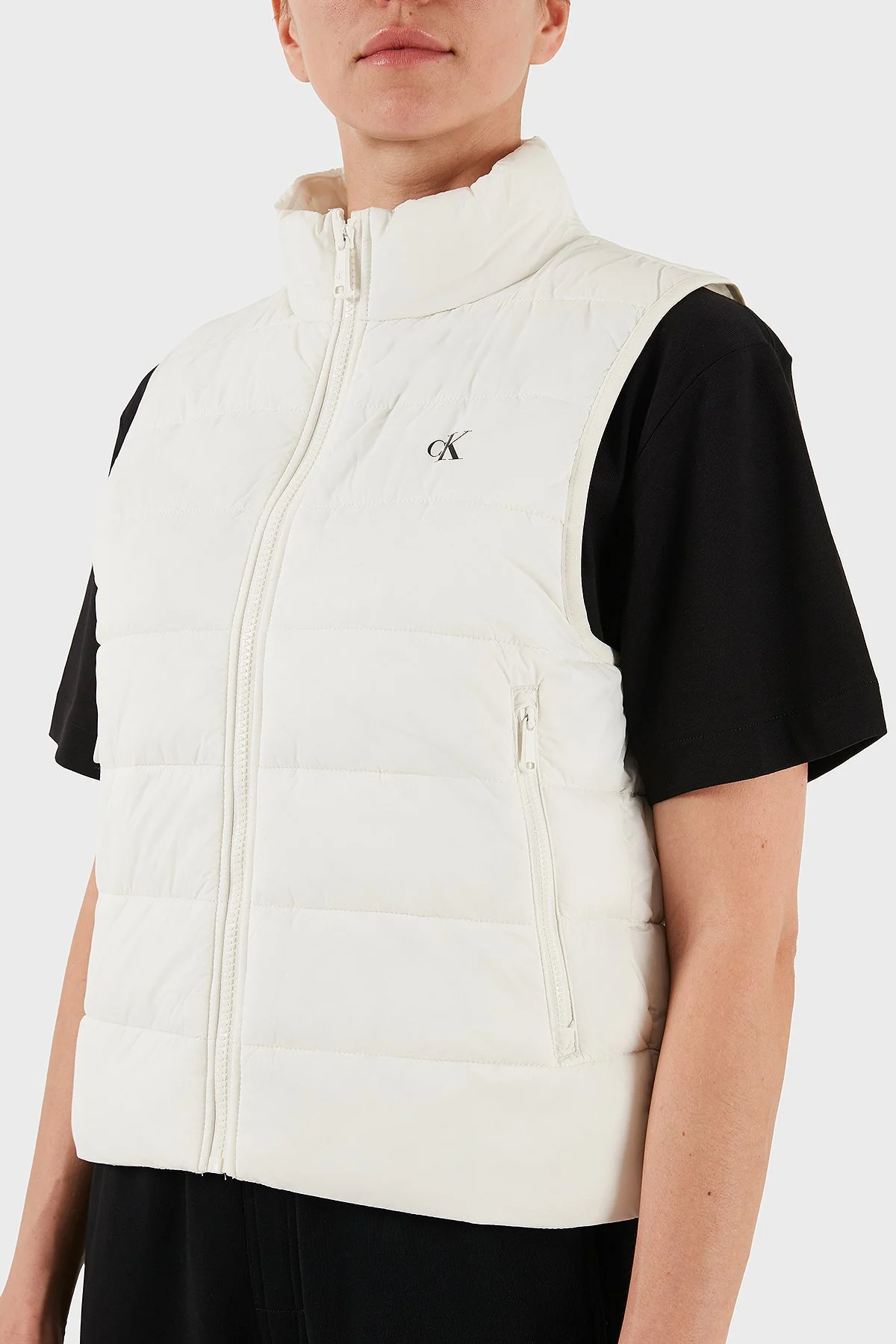Calvin Klein Suya Dayanıklı Regular Fit Dik Yaka Şişme LV047C511GYAS Bayan Yelek LV047C511G YAS BEYAZ - 5