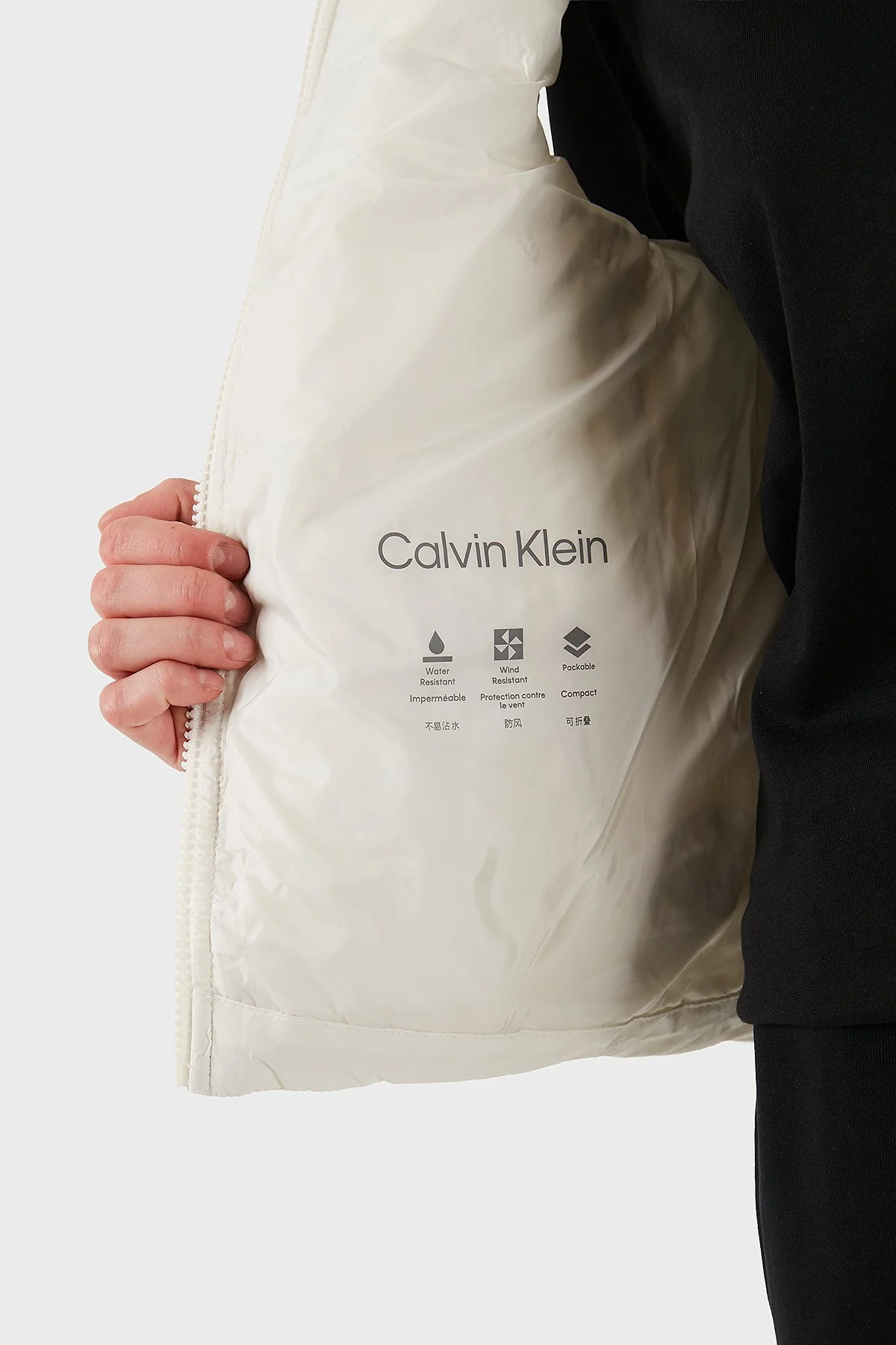 Calvin Klein Suya Dayanıklı Regular Fit Dik Yaka Şişme LV047C511GYAS Bayan Yelek LV047C511G YAS BEYAZ - 7