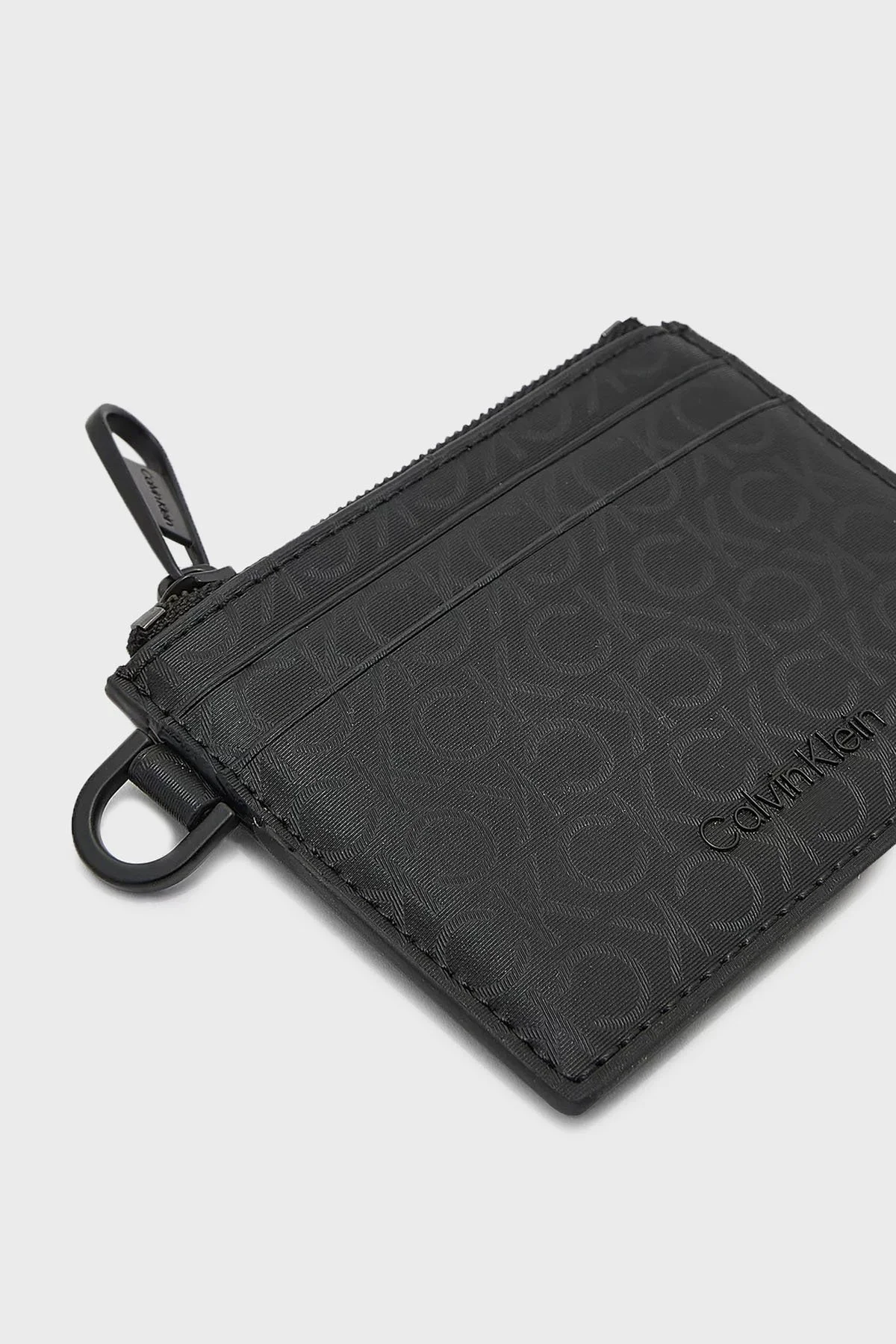 Calvin Klein Tamamı Logolu Fermuarlı Erkek Kartlık K50K510198 01I SİYAH - 4