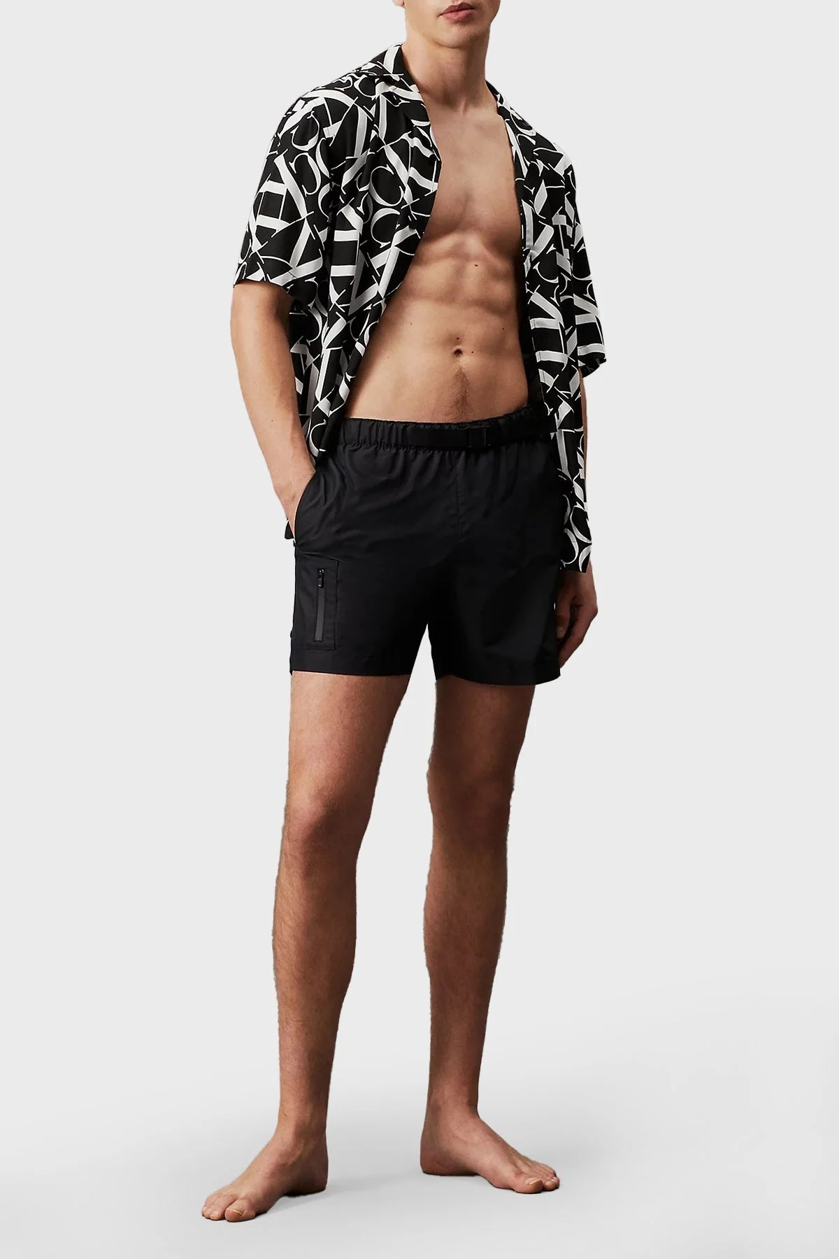 Calvin Klein Tamamı Logolu Kısa Kollu Regular Fit KM0KM009700GK Erkek Gömlek KM0KM00970 0GK SİYAH - 2