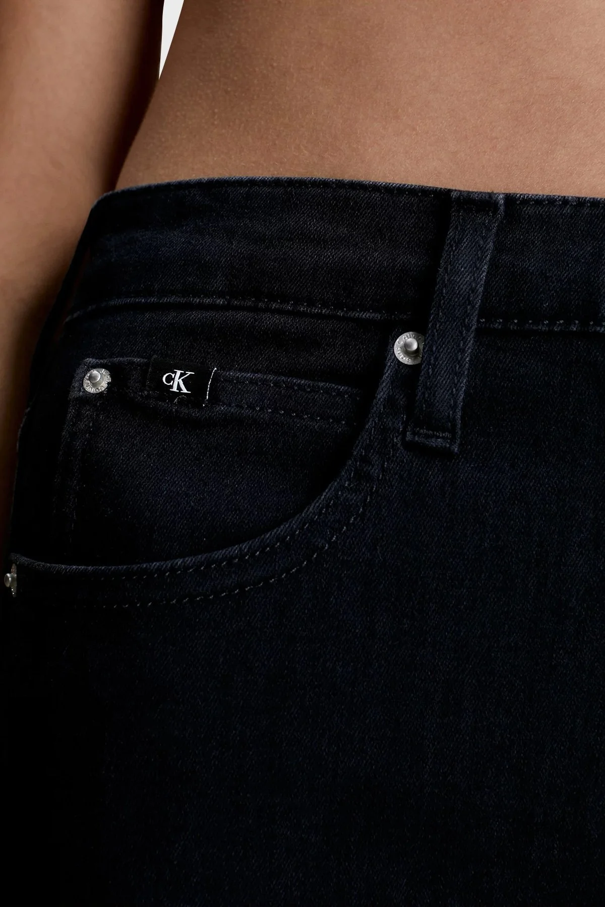 Calvin Klein Yüksek Bel Süper Skinny Streç Pamuklu Dar Paça Bilekte Jeans J20J2206161BY Bayan Kot Pantolon J20J220616 1BY SİYAH - 3