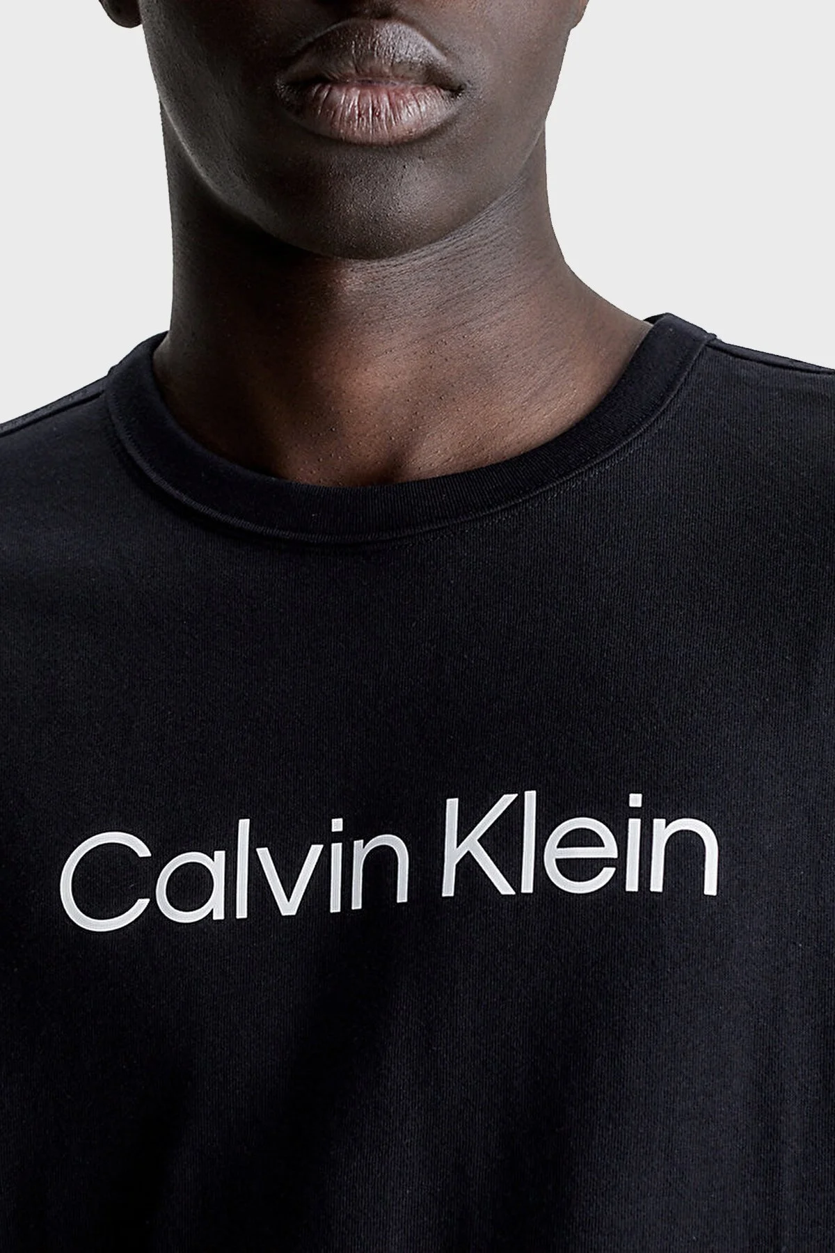 Calvin Klein Yumuşak Pamuklu Bisiklet Yaka Relaxed Fit 00GMS3K104BAE Erkek T Shirt 00GMS3K104 BAE SİYAH - 3