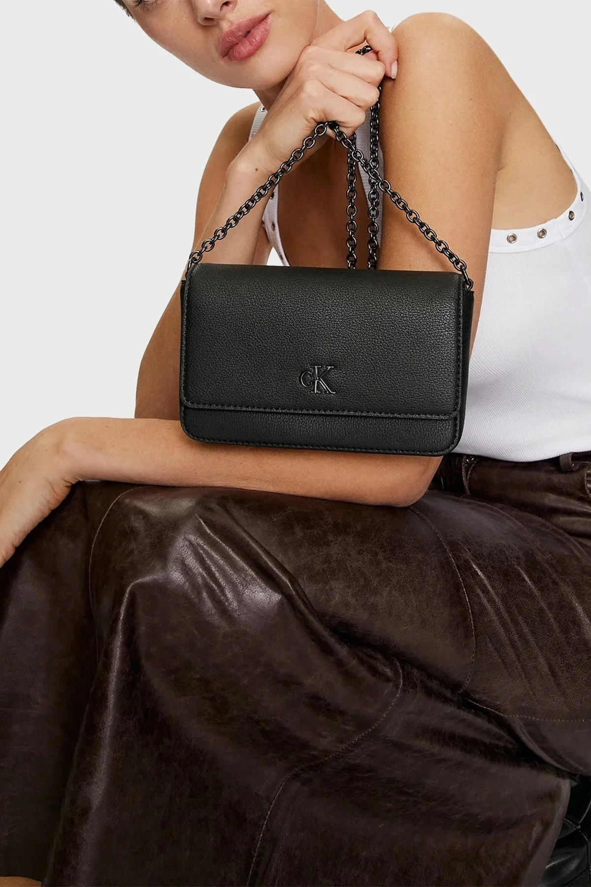 Calvin Klein Zincir Askılı K60K6122600GR Bayan Cüzdan K60K612260 0GR SİYAH - 2