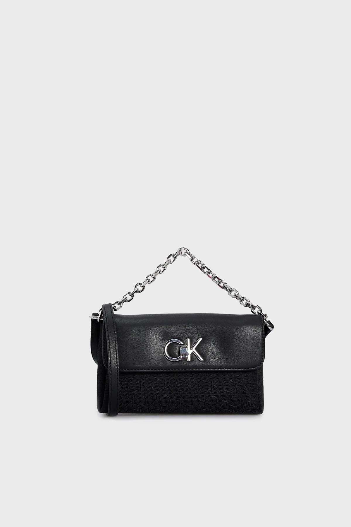 Calvin Klein Zincir Detaylı Ayarlanabilir Çapraz Askılı K60K6119890GK Bayan Çanta K60K611989 0GK SİYAH - 1