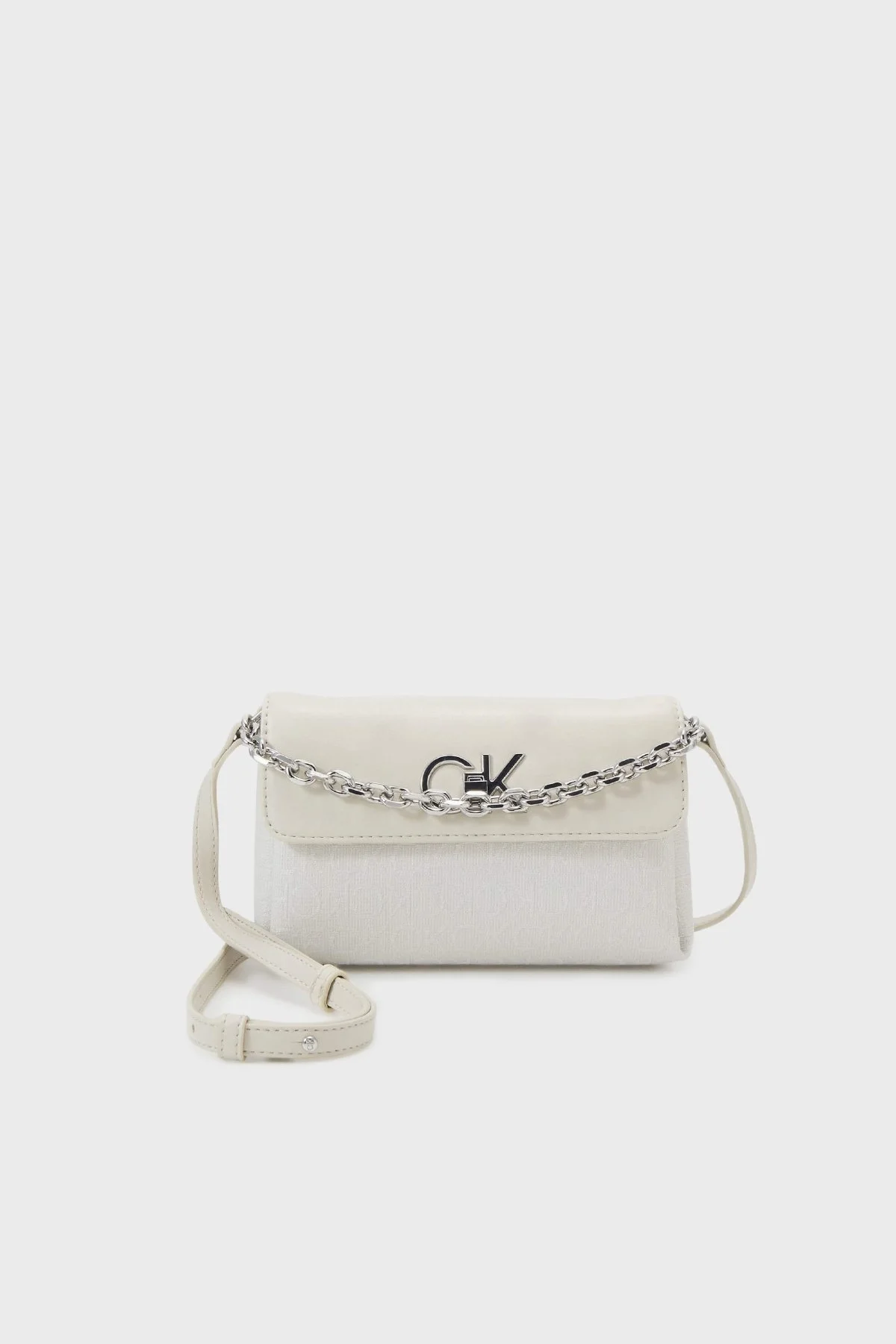 Calvin Klein Zincir Detaylı Ayarlanabilir Çapraz Askılı K60K611989PC4 Bayan Çanta K60K611989 PC4 BEJ - 1